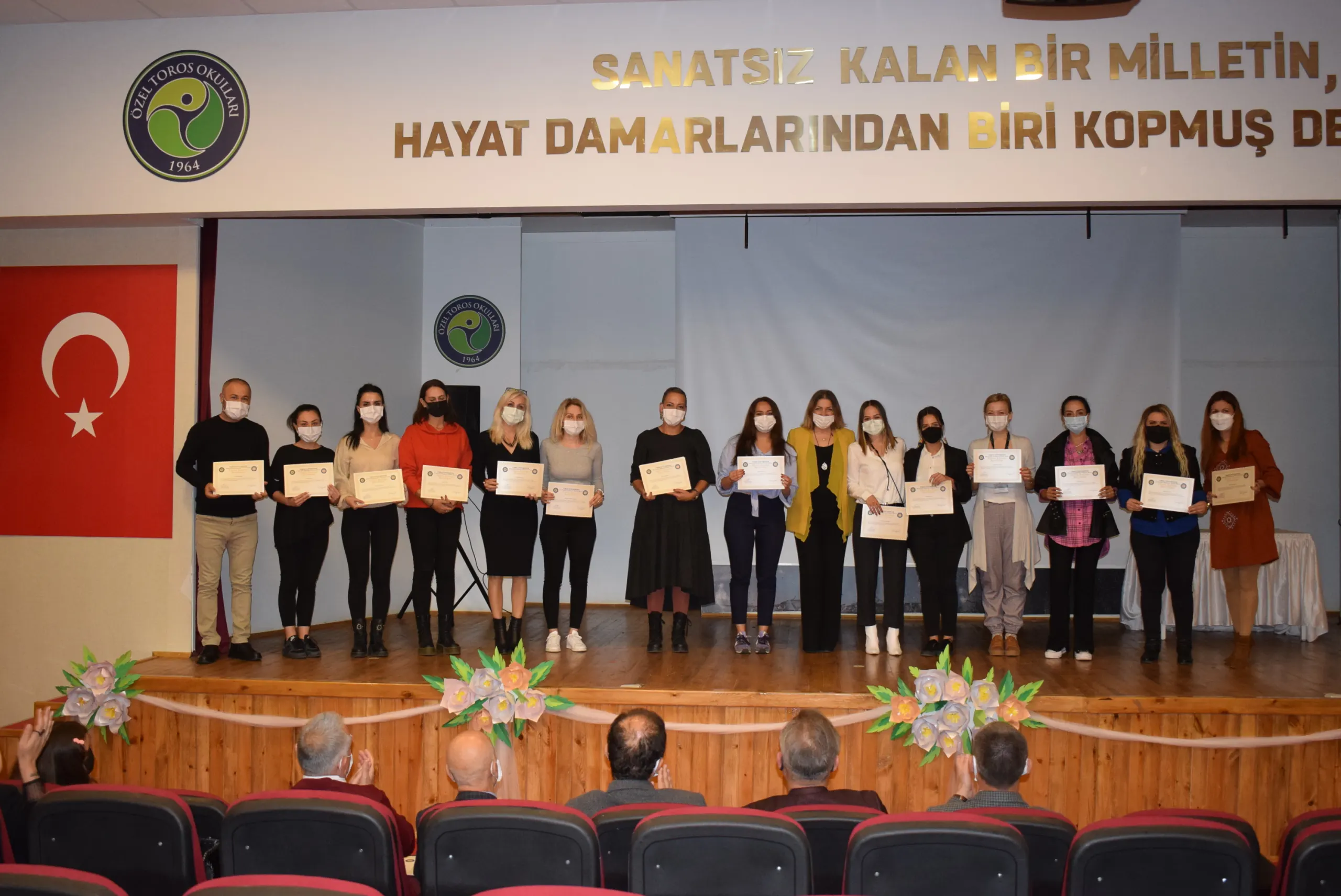 Toros Koleji Öğretmenlerine TORSEM Tarafından Eğitim Koçluğu Sertifika Programı Düzenlendi