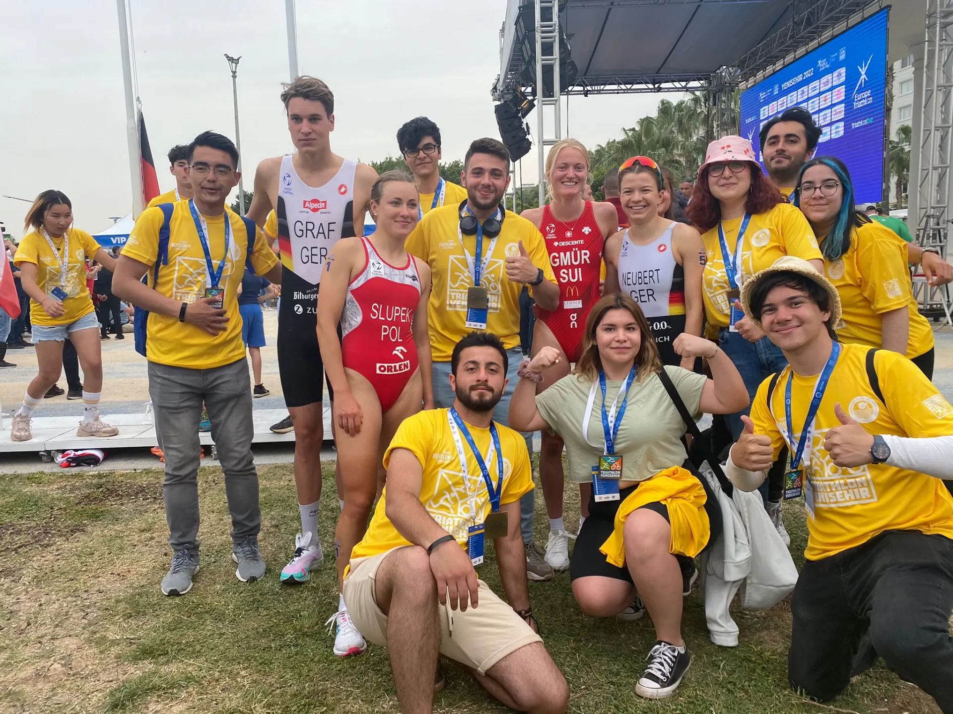 Yabancı Diller Yüksekokulu İngilizce Mütercim Tercümanlık Bölümü Öğrencileri Yenişehir Avrupa Triatlon Kupası'nda Görev Aldılar