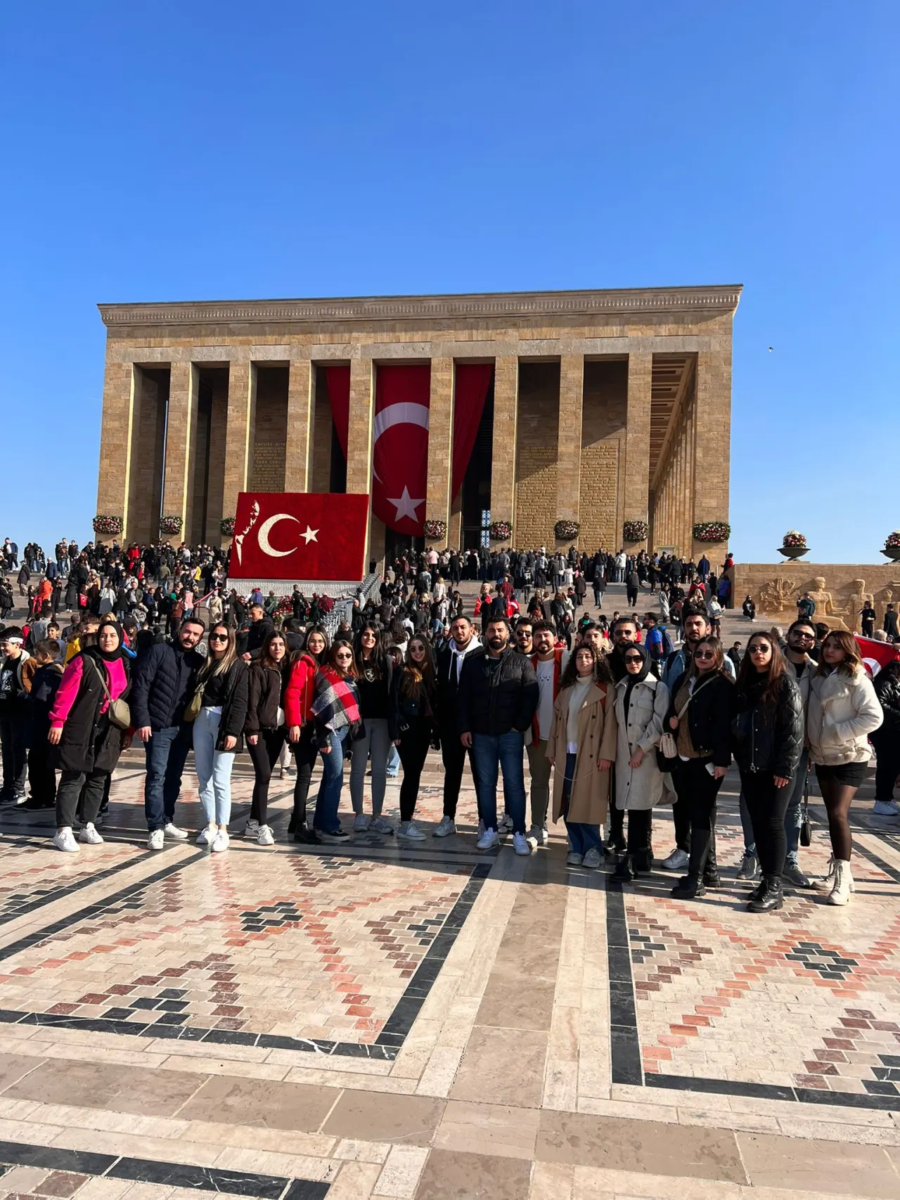 Toros Üniversitesi Öğrencileri Ata’sının Huzurunda