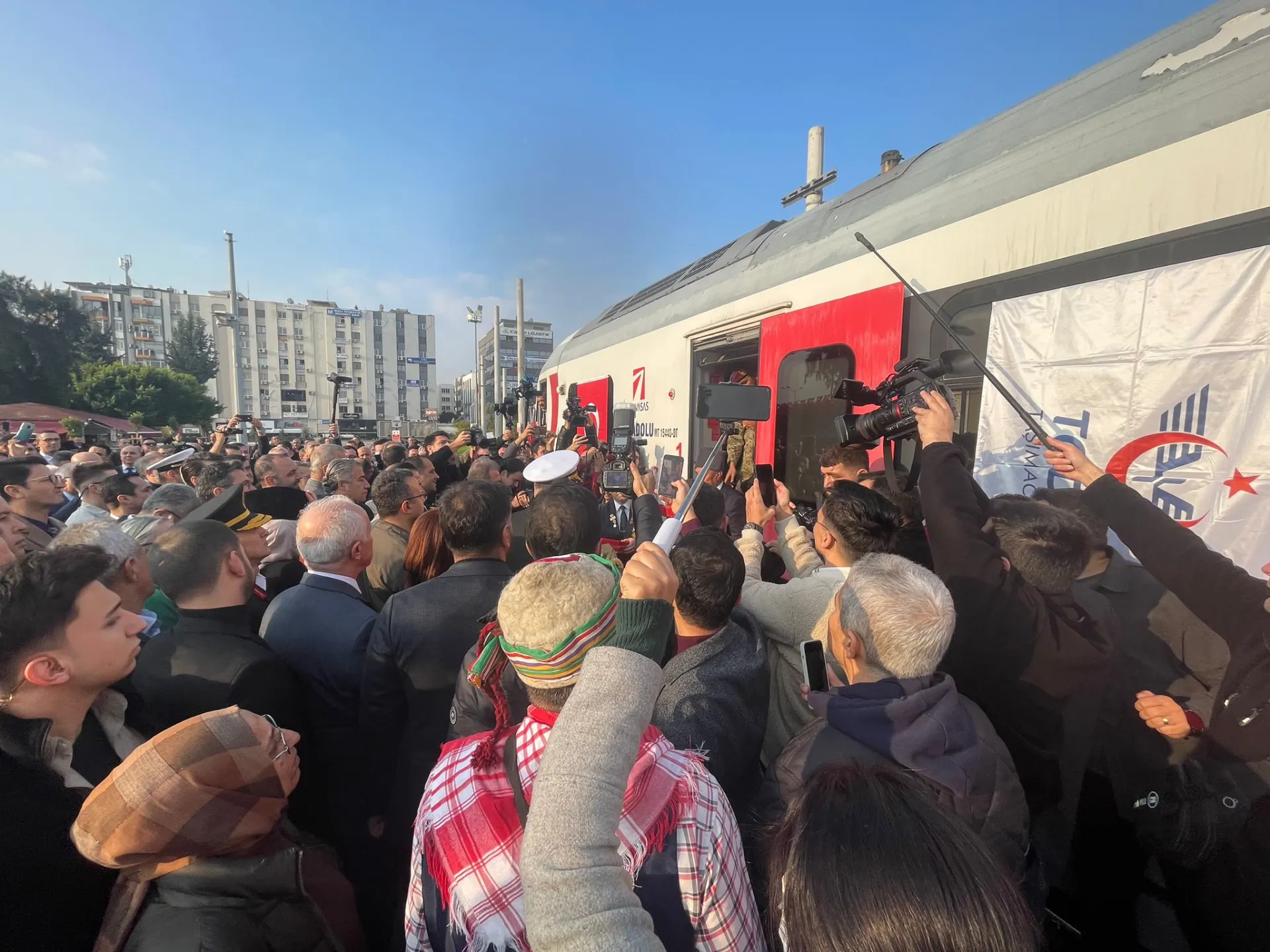 Rektör Arıöz 3 Ocak Coşkusu’na Ortak Oldu