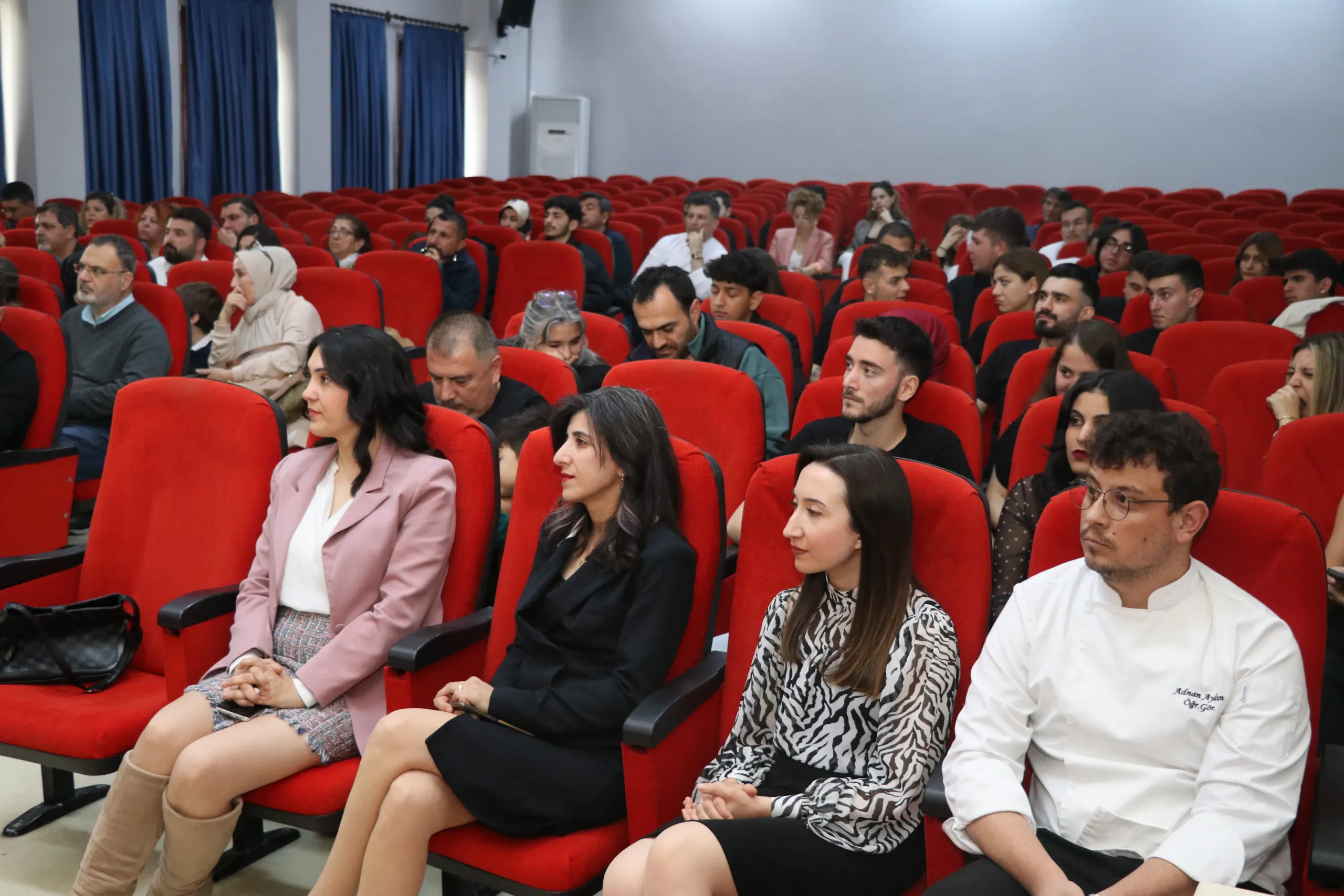 Gastronomi ve Mutfak Sanatları Öğrencileri Ceket Giydi