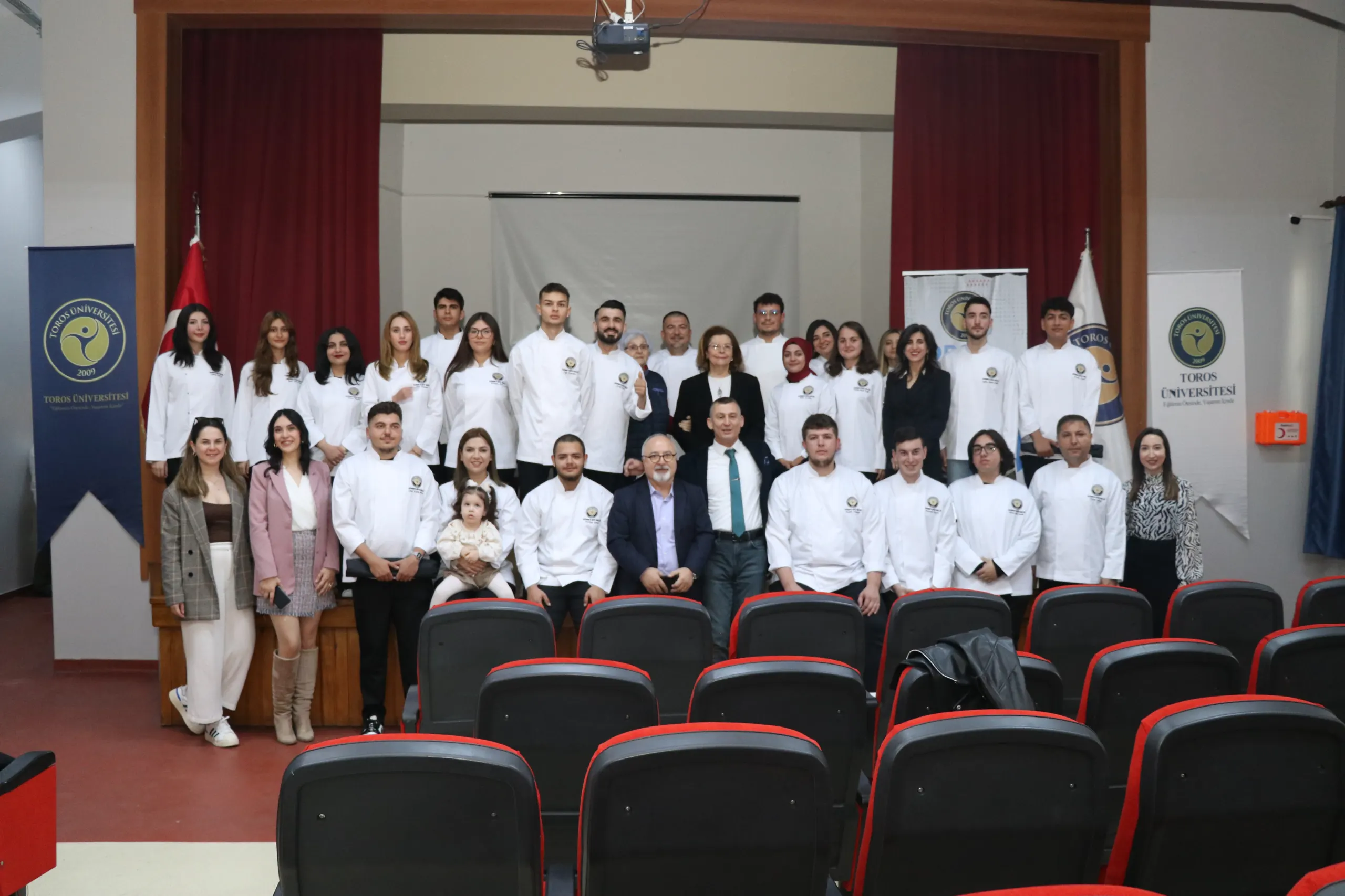 Gastronomi ve Mutfak Sanatları Öğrencileri Ceket Giydi