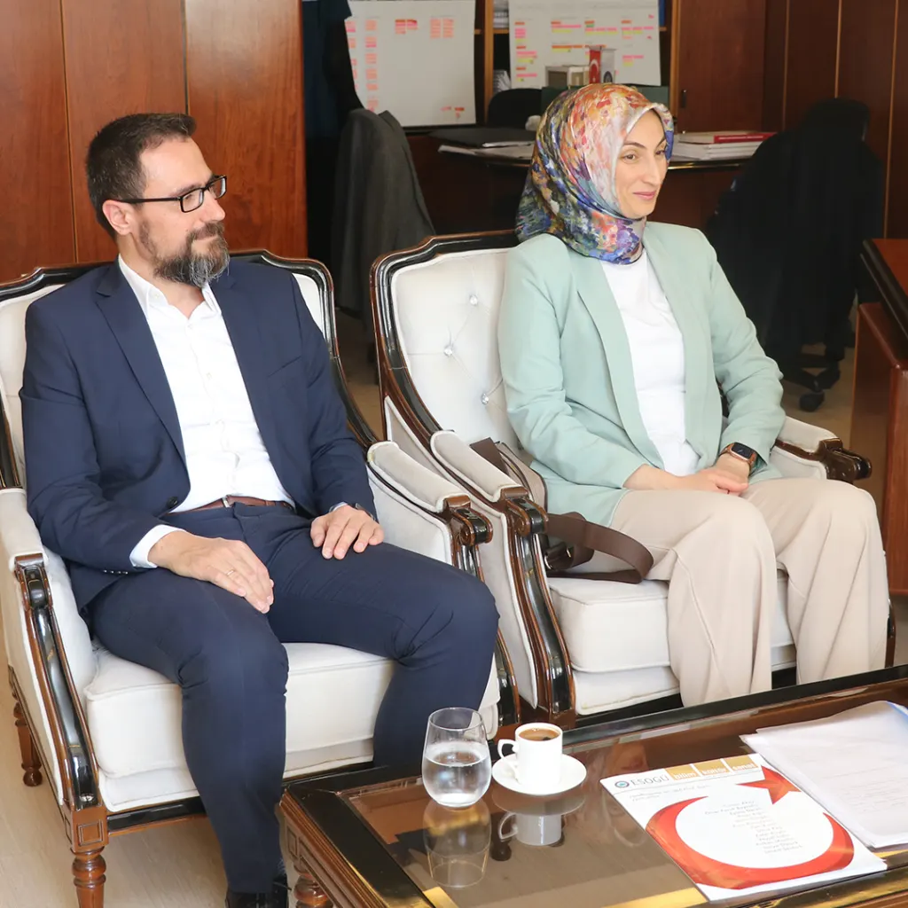 Şehir Hastanesi Başhekimi Dr. Bahar Aydınlı’dan Rektör Arıöz’e Ziyaret