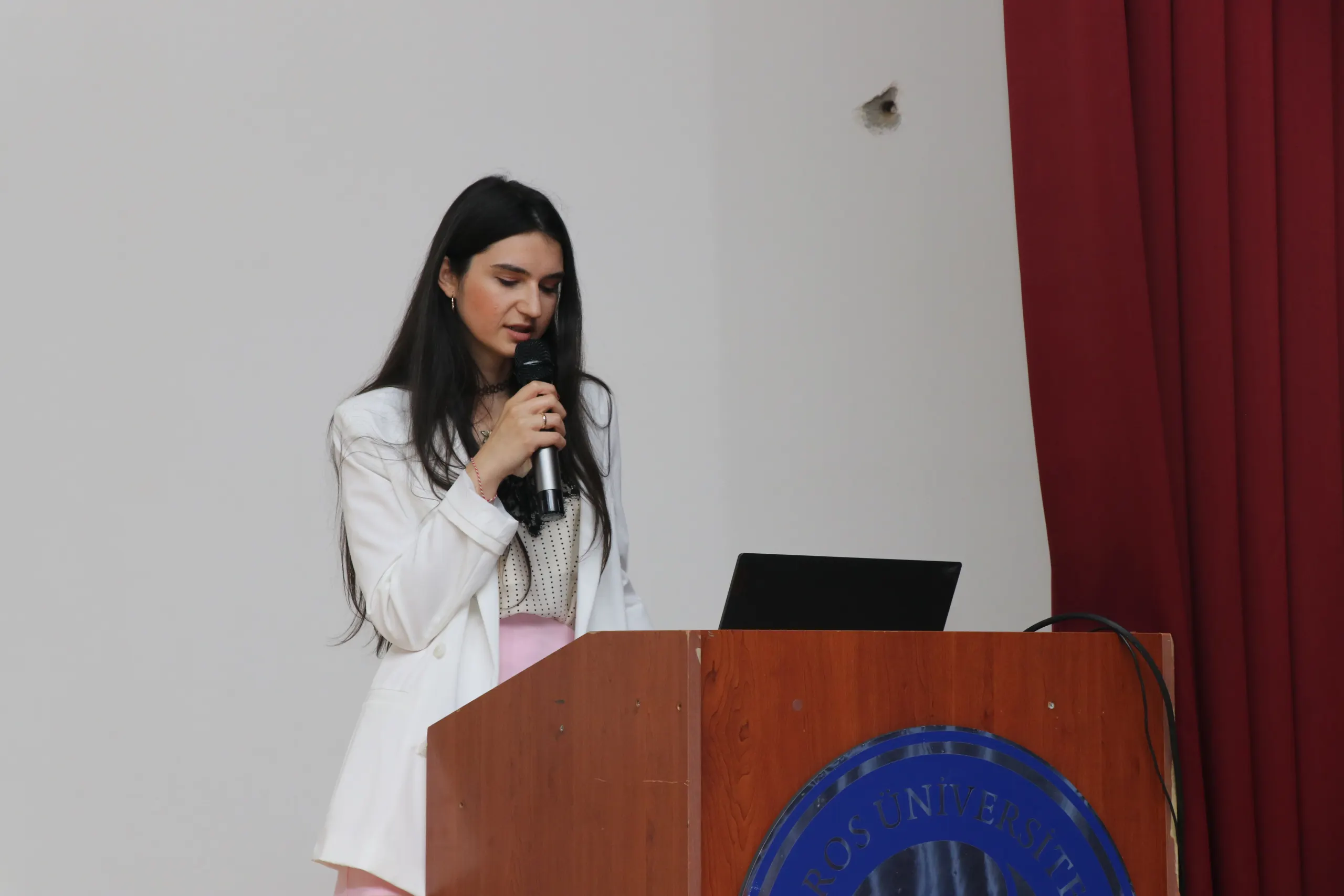 Fizyoterapi ve Rehabilitasyon Bölümü Öğrencileri Önlük Giydi