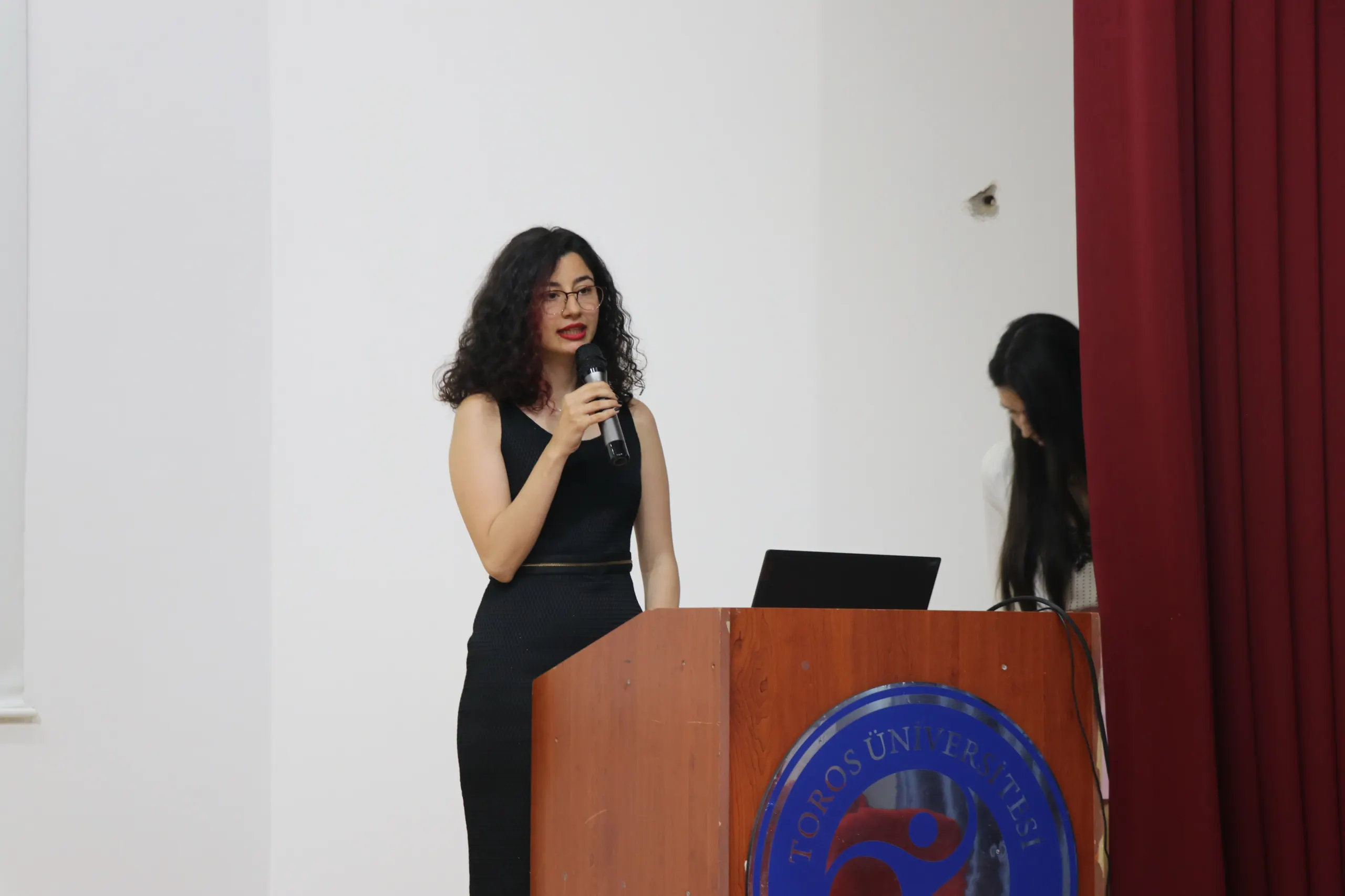 Fizyoterapi ve Rehabilitasyon Bölümü Öğrencileri Önlük Giydi