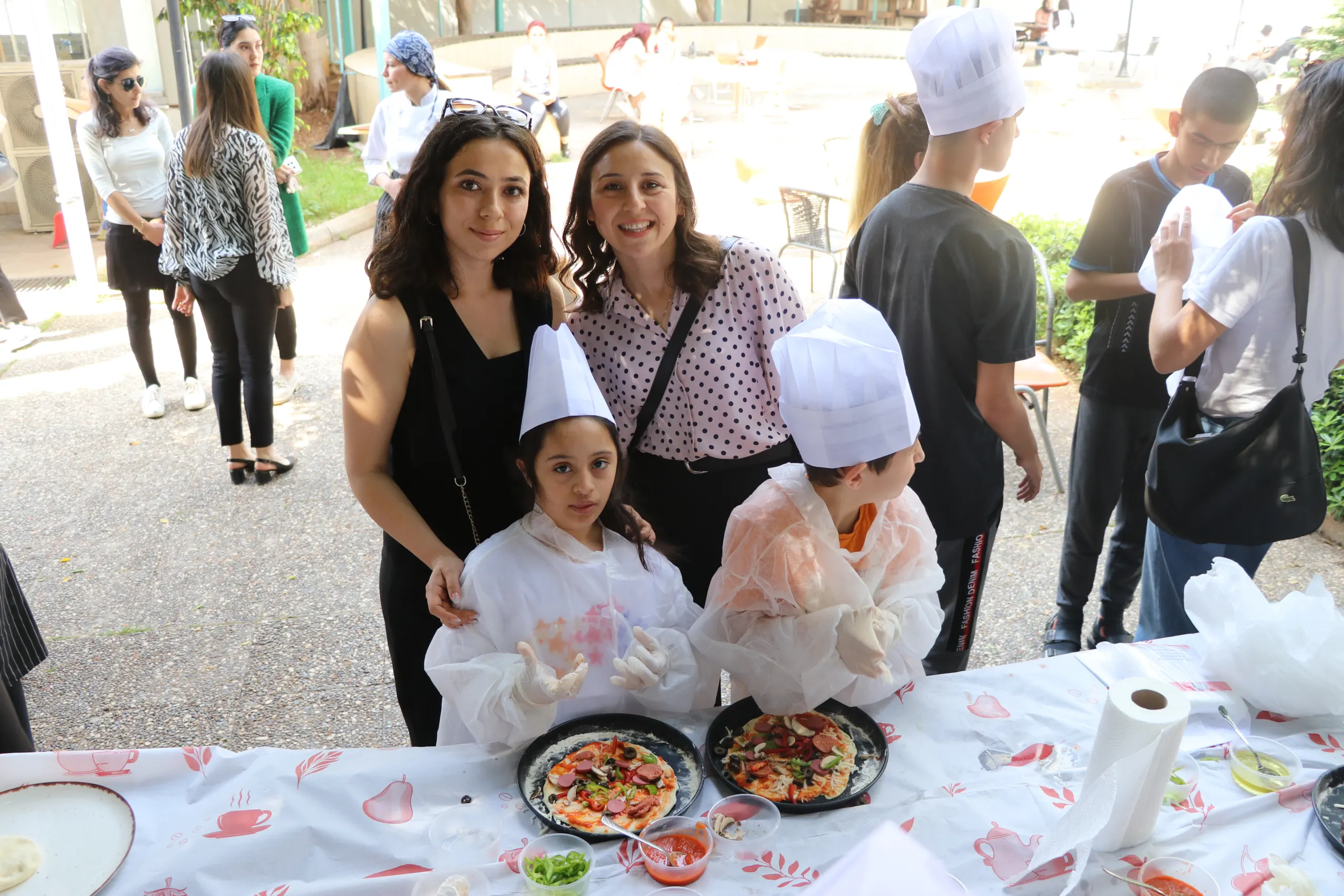 Gastronomi ve Mutfak Sanatları Bölümünden Özel Öğrenciler İçin Pizza Etkinliği