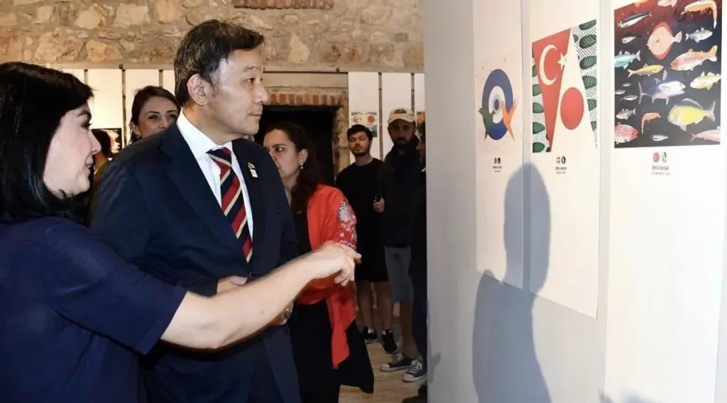 Prof.dr. Uğurcan Akyüz Represented Our School At Fuji̇da Illustration Exhibition