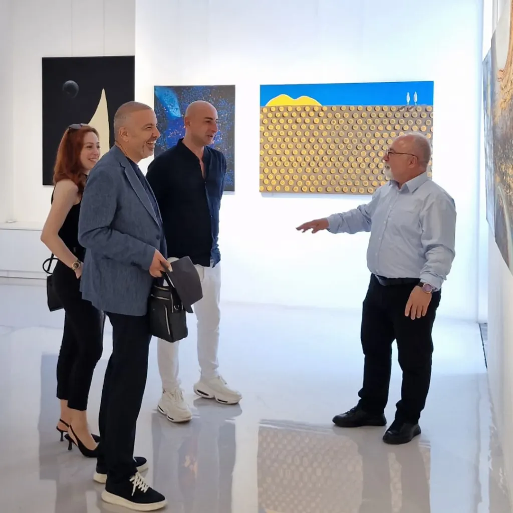 Our Chairman Of The Board Of Trustees Sertaç özveren Visited The Gülüm özveren Art Gallery