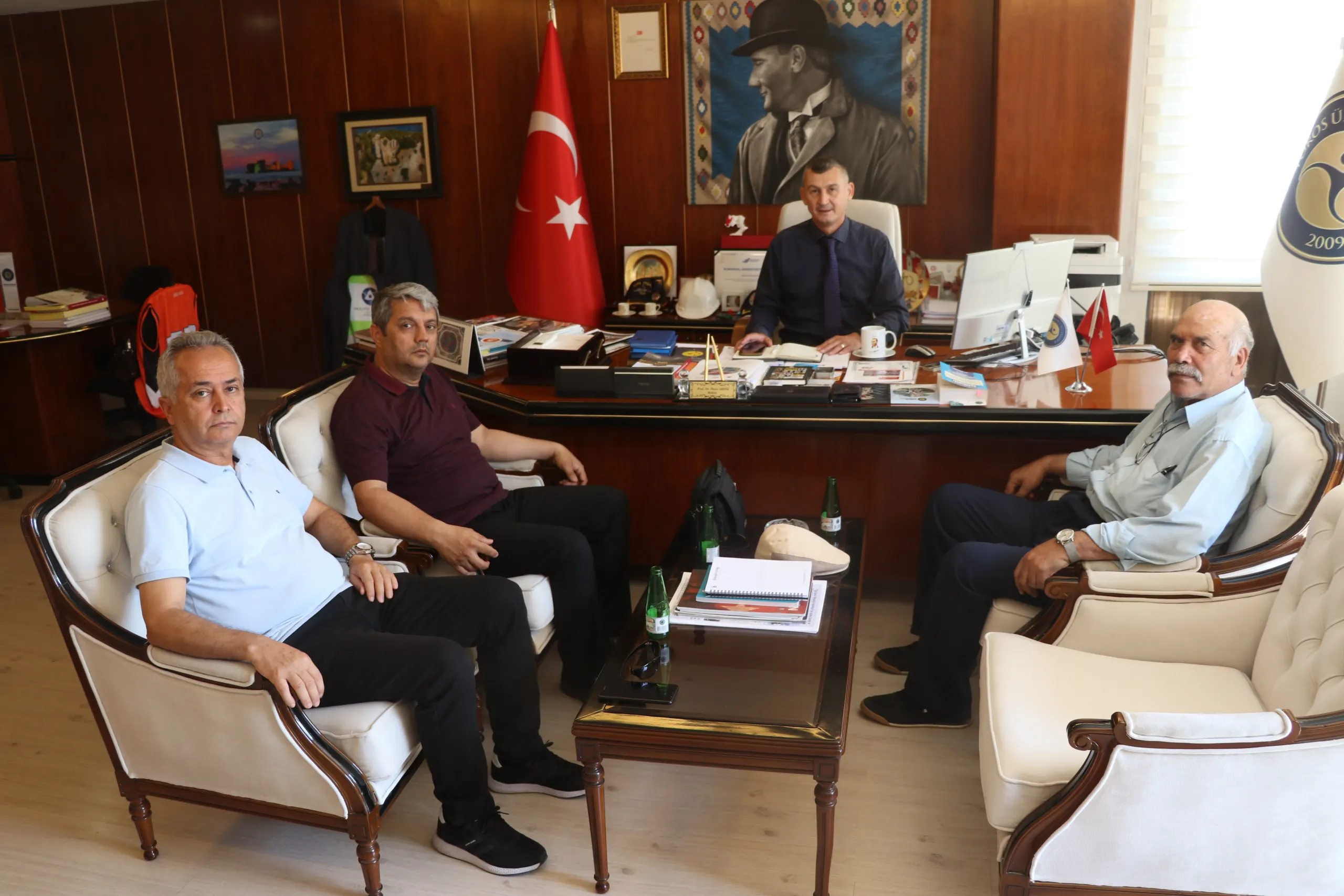 Mustafa Uçar'dan Prof. Dr. Ömer Arıöz'e Ziyaret