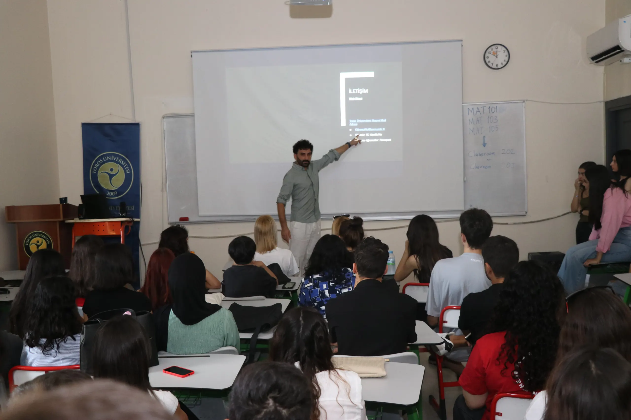 Orientation Training From The School Of Foreign Languages
