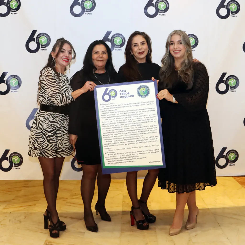 Toros Schools Celebrated Its 60th Anniversary With A Magnificent Ball