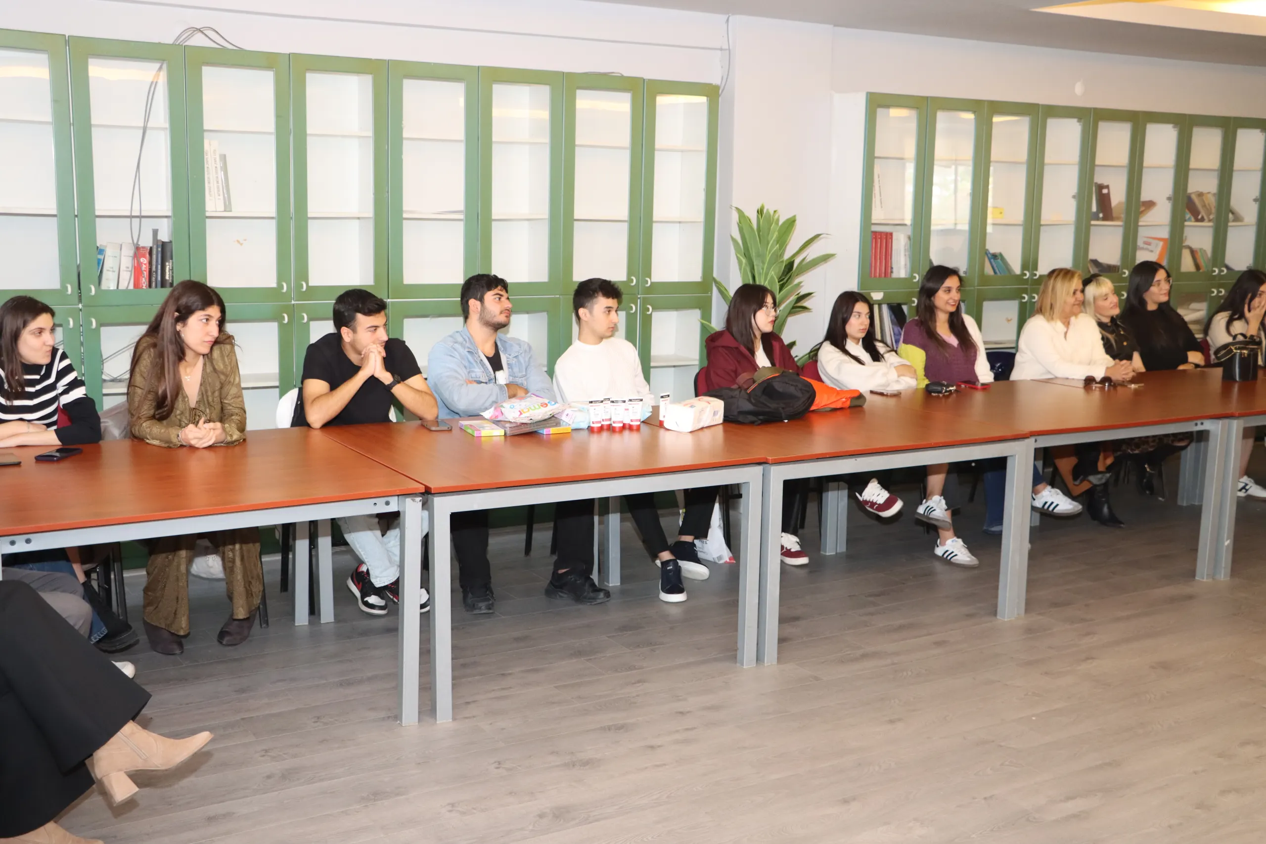 Toros Üniversitesi Psikoloji Topluluğu’ndan “jung’un Maskesi: Persona ve Gölge” Etkinliği