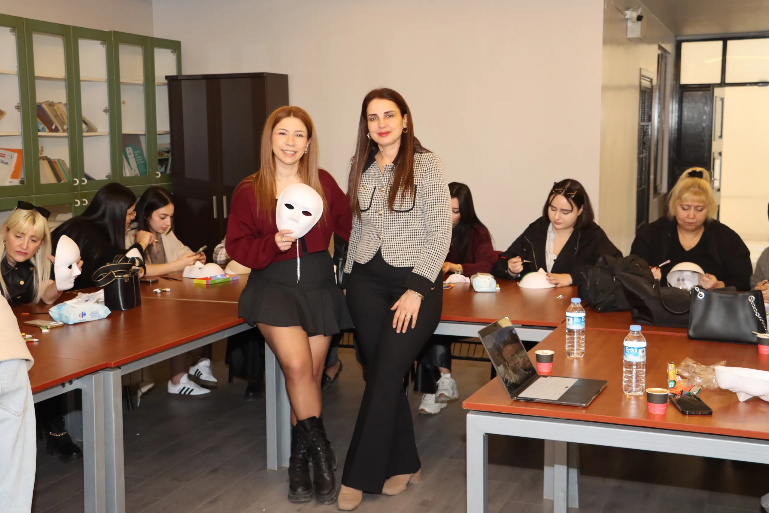 Toros Üniversitesi Psikoloji Topluluğu’ndan “jung’un Maskesi: Persona ve Gölge” Etkinliği