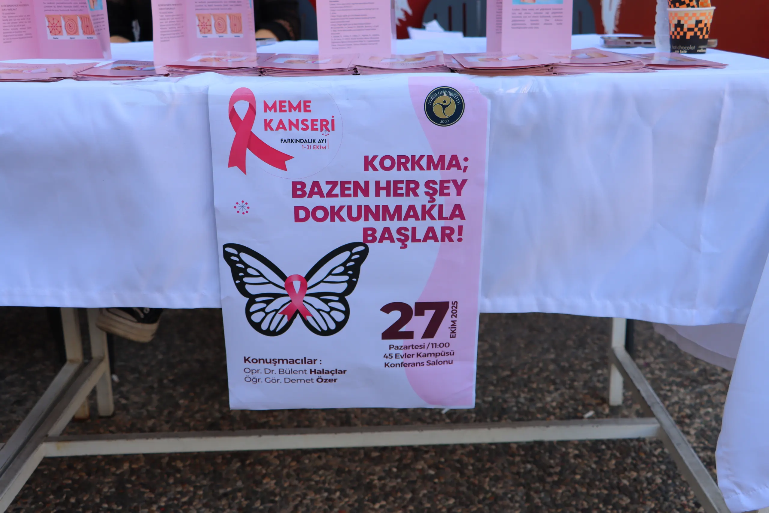 Toros Üniversitesi’nde Meme Kanseri Farkındalık Ayı Etkinliği