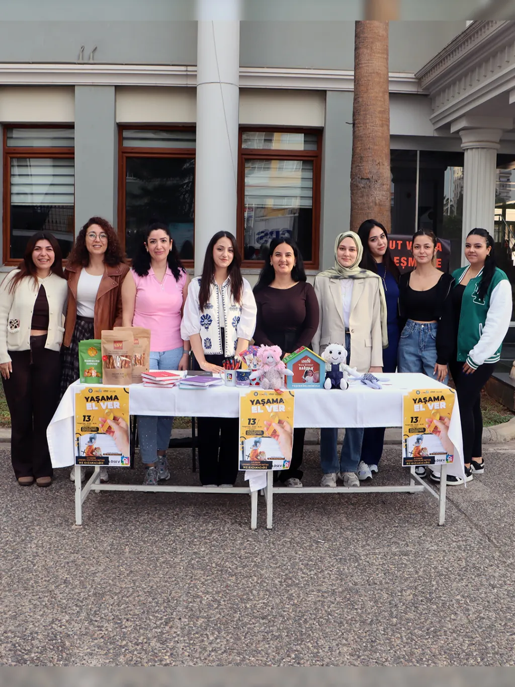 Toros Üniversitesi’nde “yaşama El Ver” Etkinliği Düzenlendi