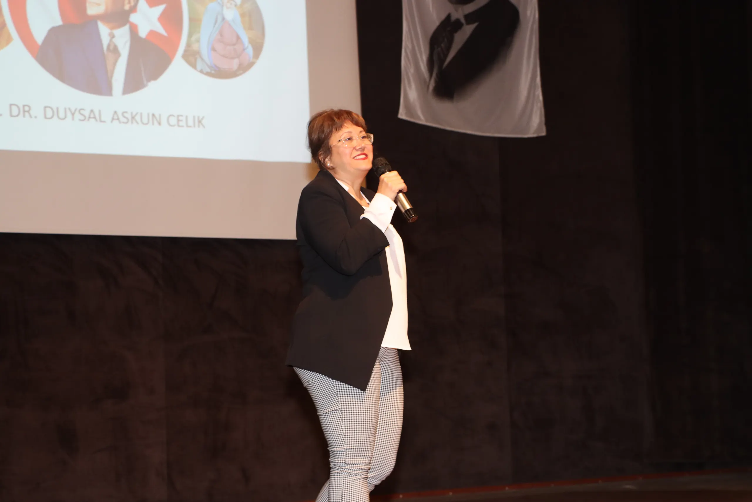 “farklı İnsanlık Halleri” Sempozyumu Gerçekleşti