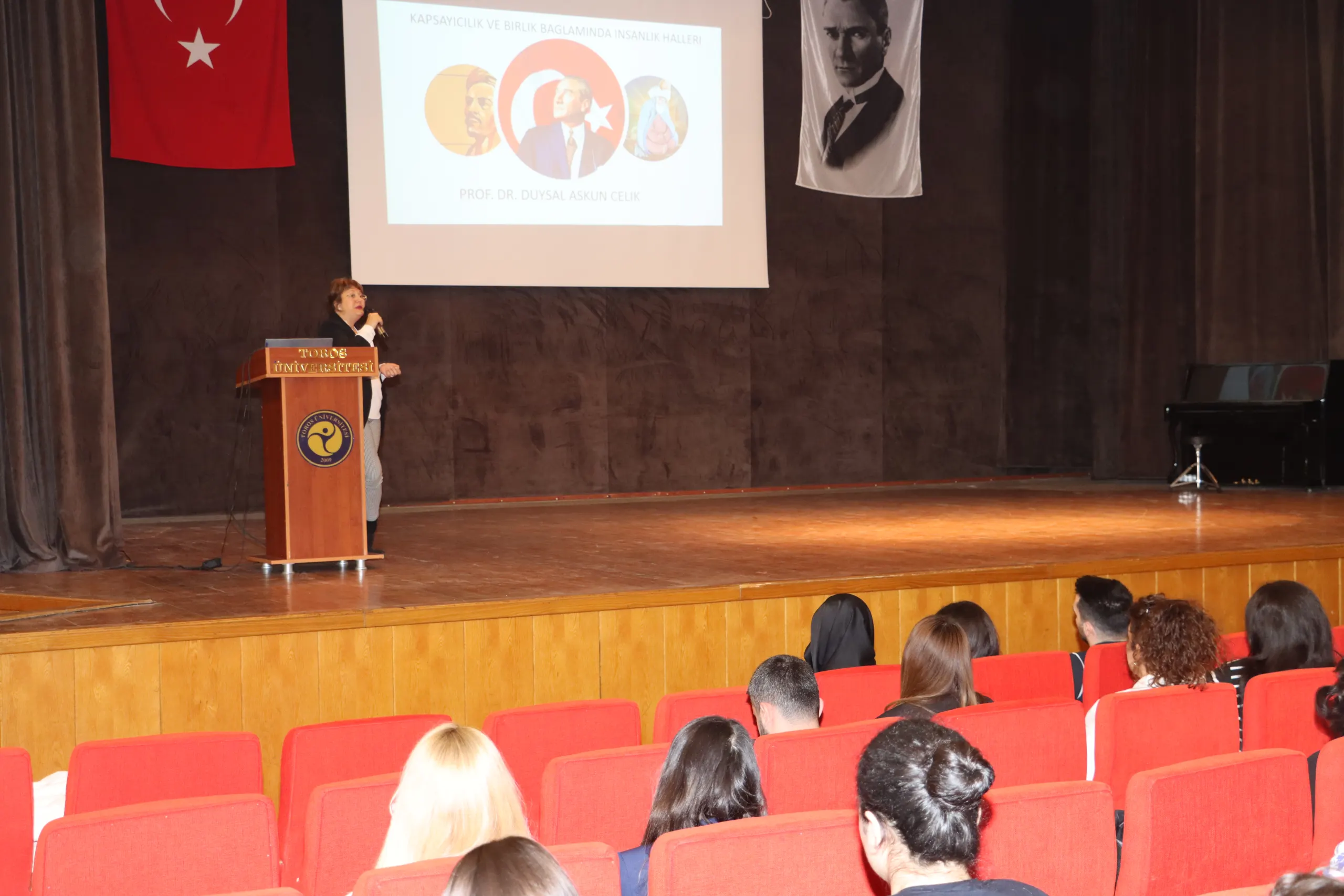 “farklı İnsanlık Halleri” Sempozyumu Gerçekleşti