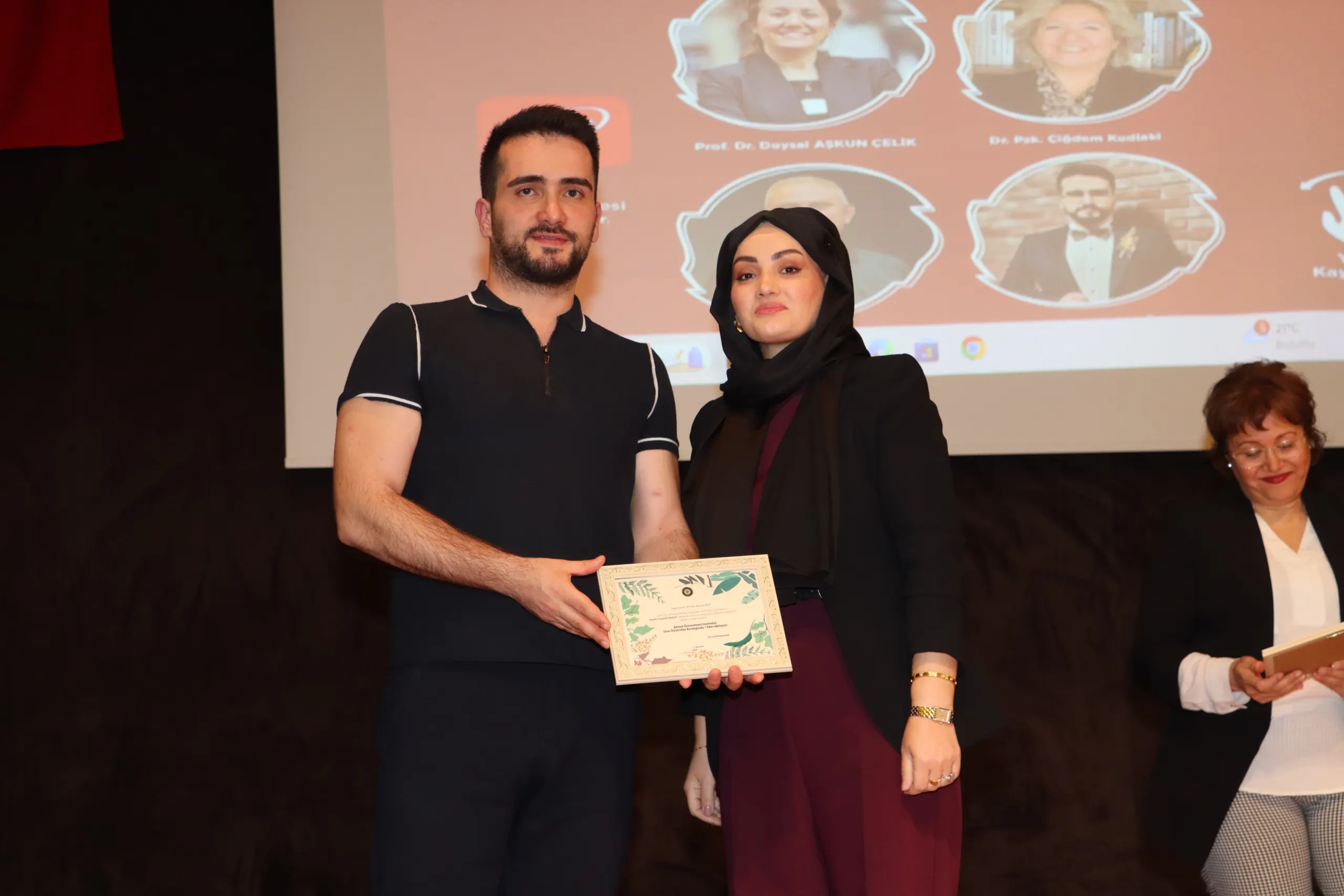 “farklı İnsanlık Halleri” Sempozyumu Gerçekleşti