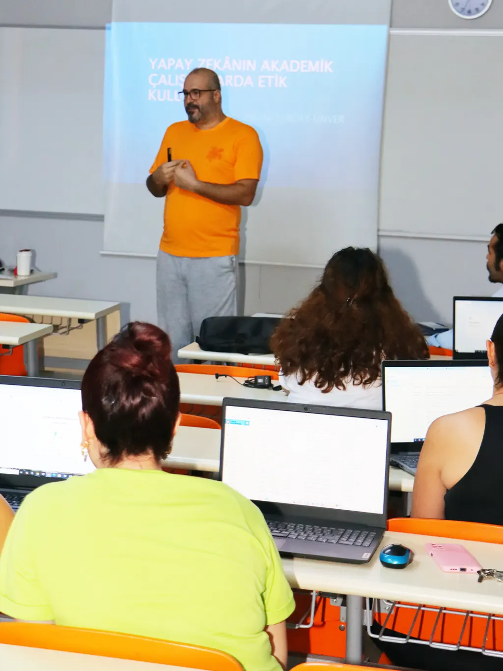 Toros Üniversitesi'nde Akademisyenlere Yönelik Eğiticilerin Eğitimi Programı Düzenlendi