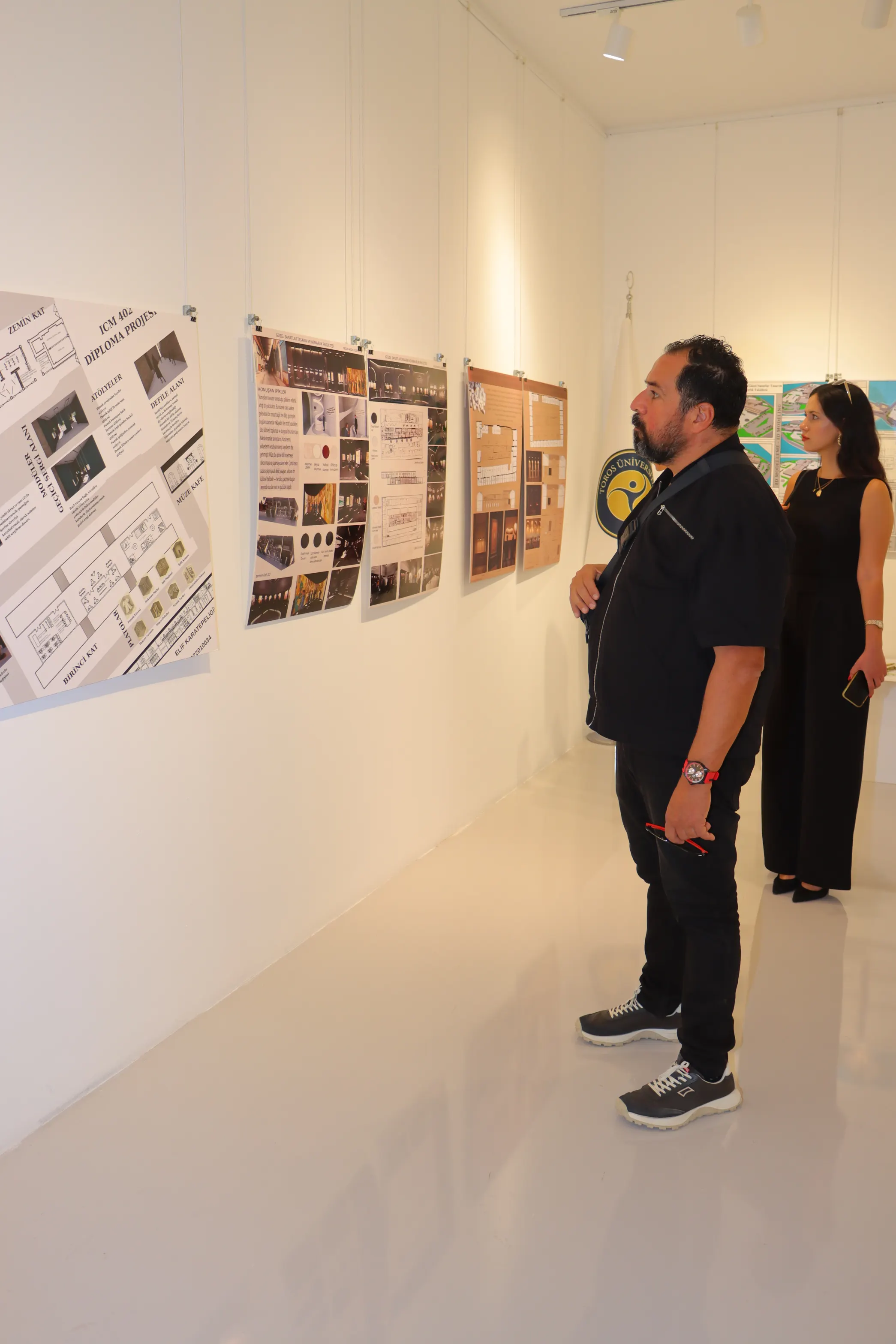 Gülüm Özveren Sanat Galerisi’nde Mezuniyet Projeleri Sergisi Açıldı