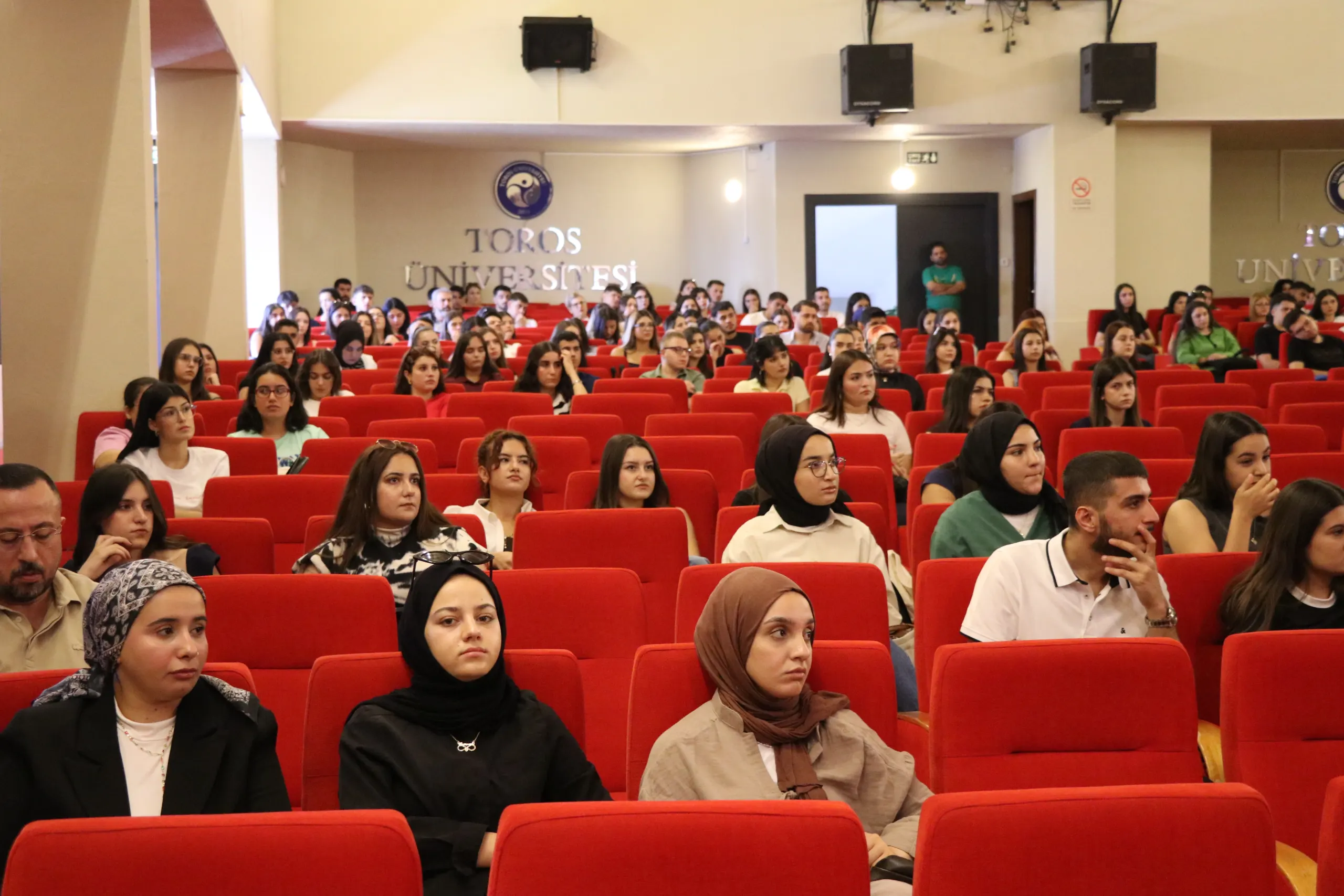 Toros Üniversitesi’nde Oryantasyon Haftası Tüm Hızıyla Devam Ediyor
