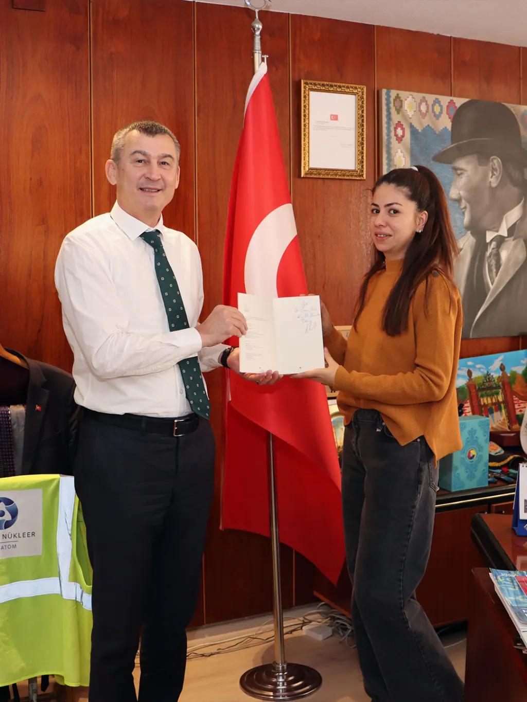 Toros Üniversitesi’nde Anlamlı Kitap Takdimi
