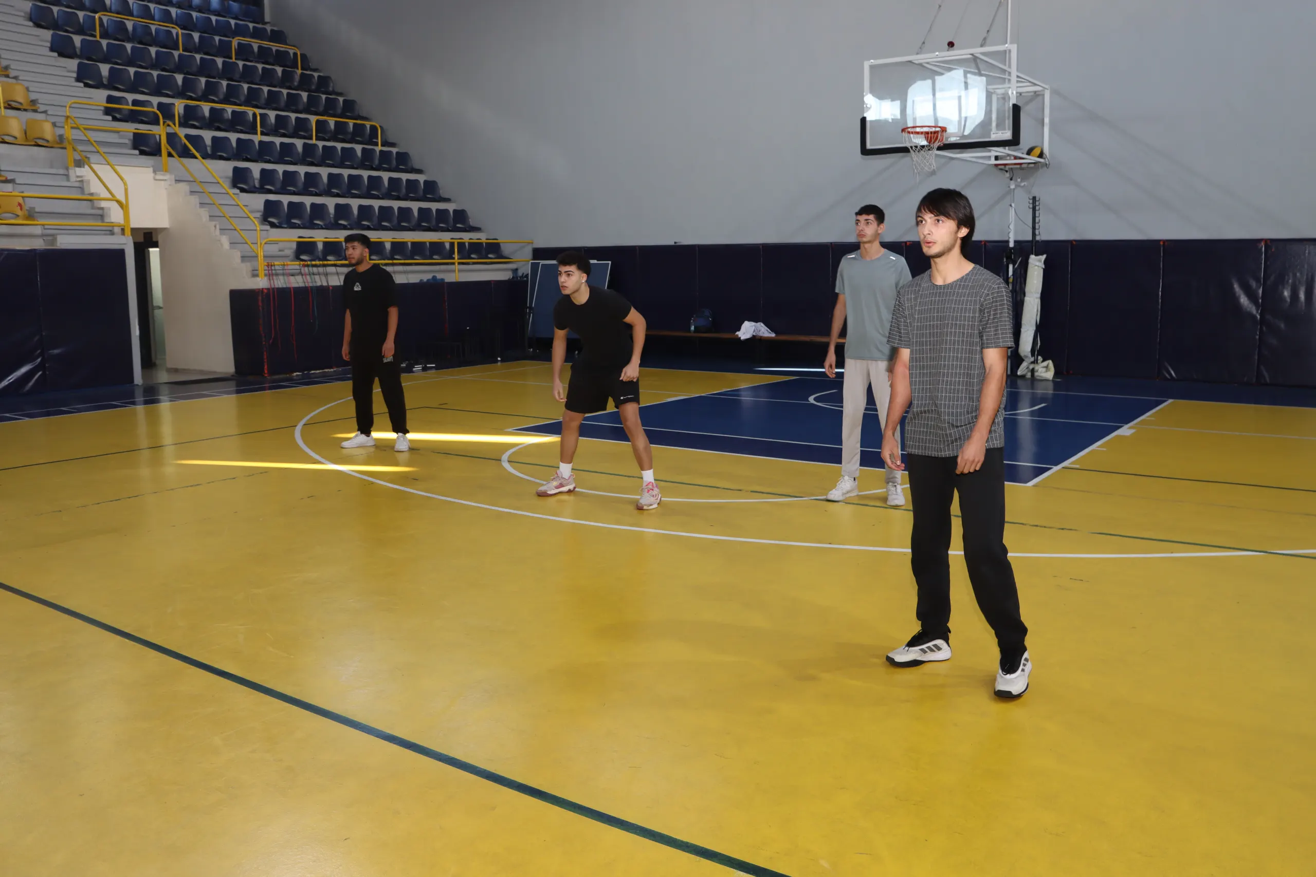 4. Geleneksel Cumhuriyet Turnuvaları Voleybol Müsabakalarıyla Başladı