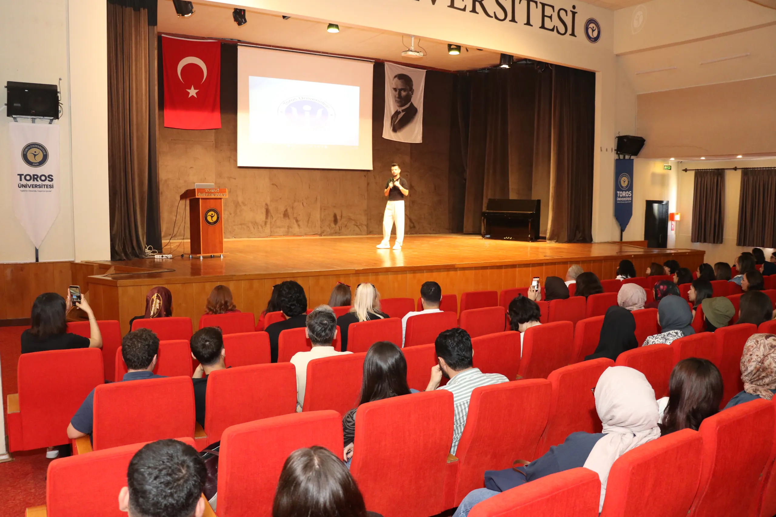 Toros Üniversitesi’nde Spor Psikolojisi Buluşması