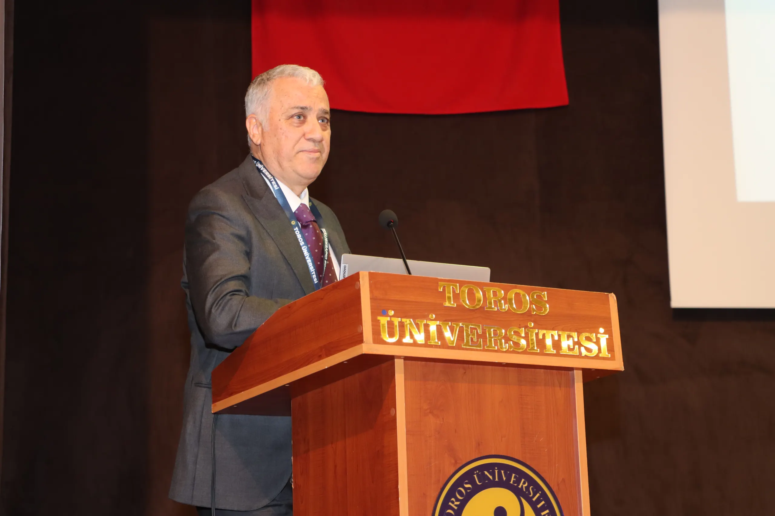 Toros Üniversitesi’nde Rehabilitasyon ve Yürüyüş Sempozyumu Gerçekleştirildi