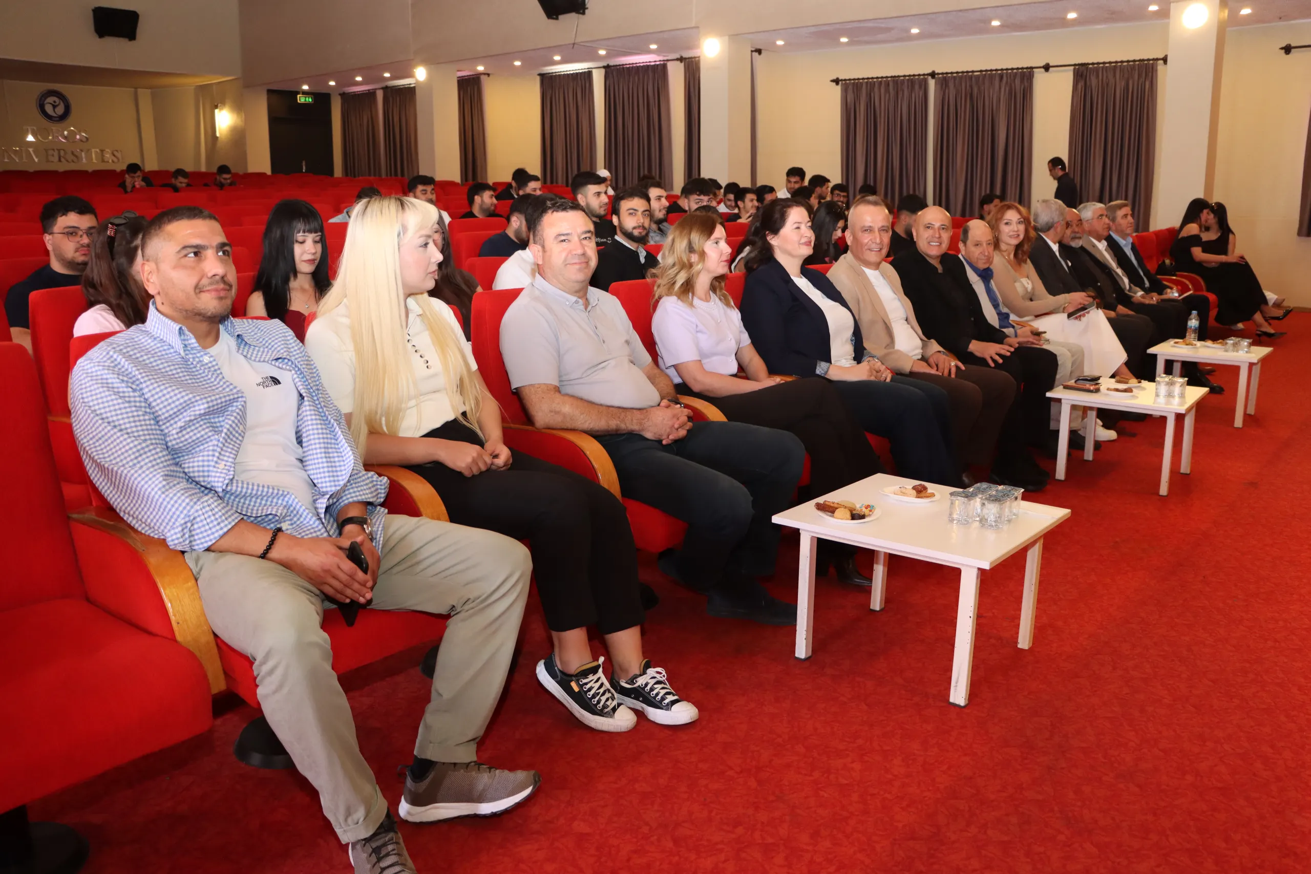 Küresel Piyasalar ve Jeopolitik Riskler: Mehmet Aşçıoğlu Toros Üniversitesi’ndeydi