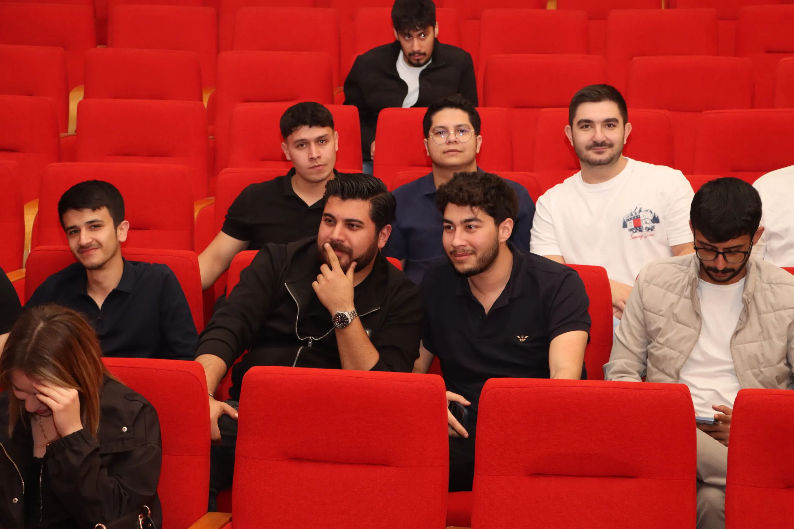 Küresel Piyasalar ve Jeopolitik Riskler: Mehmet Aşçıoğlu Toros Üniversitesi’ndeydi