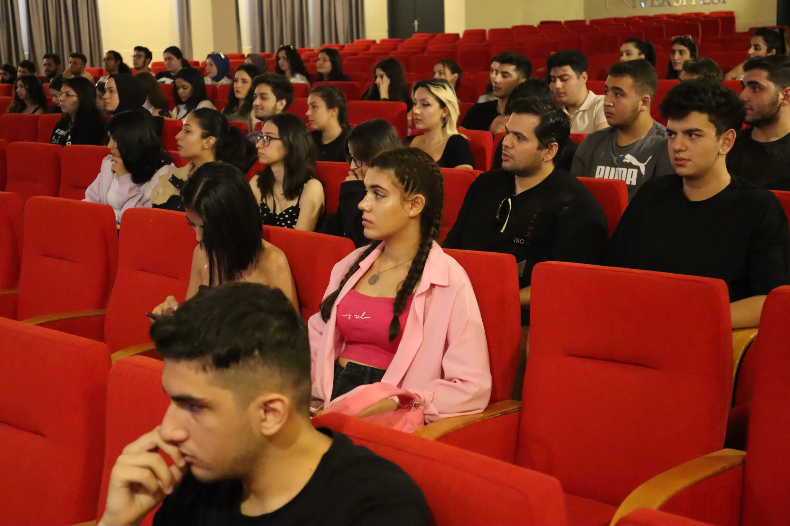 Toros Üniversitesi’nde Oryantasyon Eğitimleri Hız Kesmeden Devam Ediyor