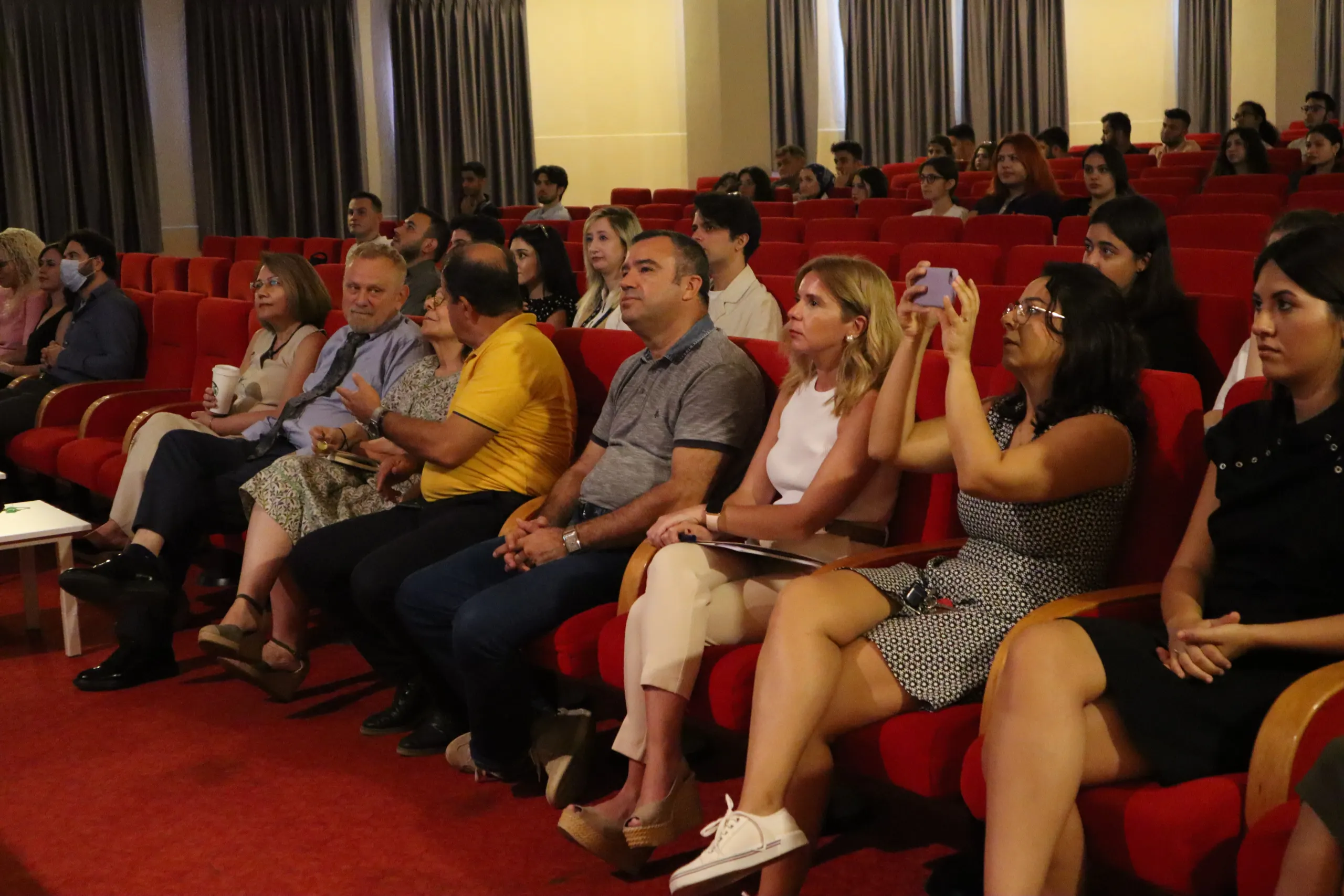 Toros Üniversitesi’nde Oryantasyon Eğitimleri Hız Kesmeden Devam Ediyor