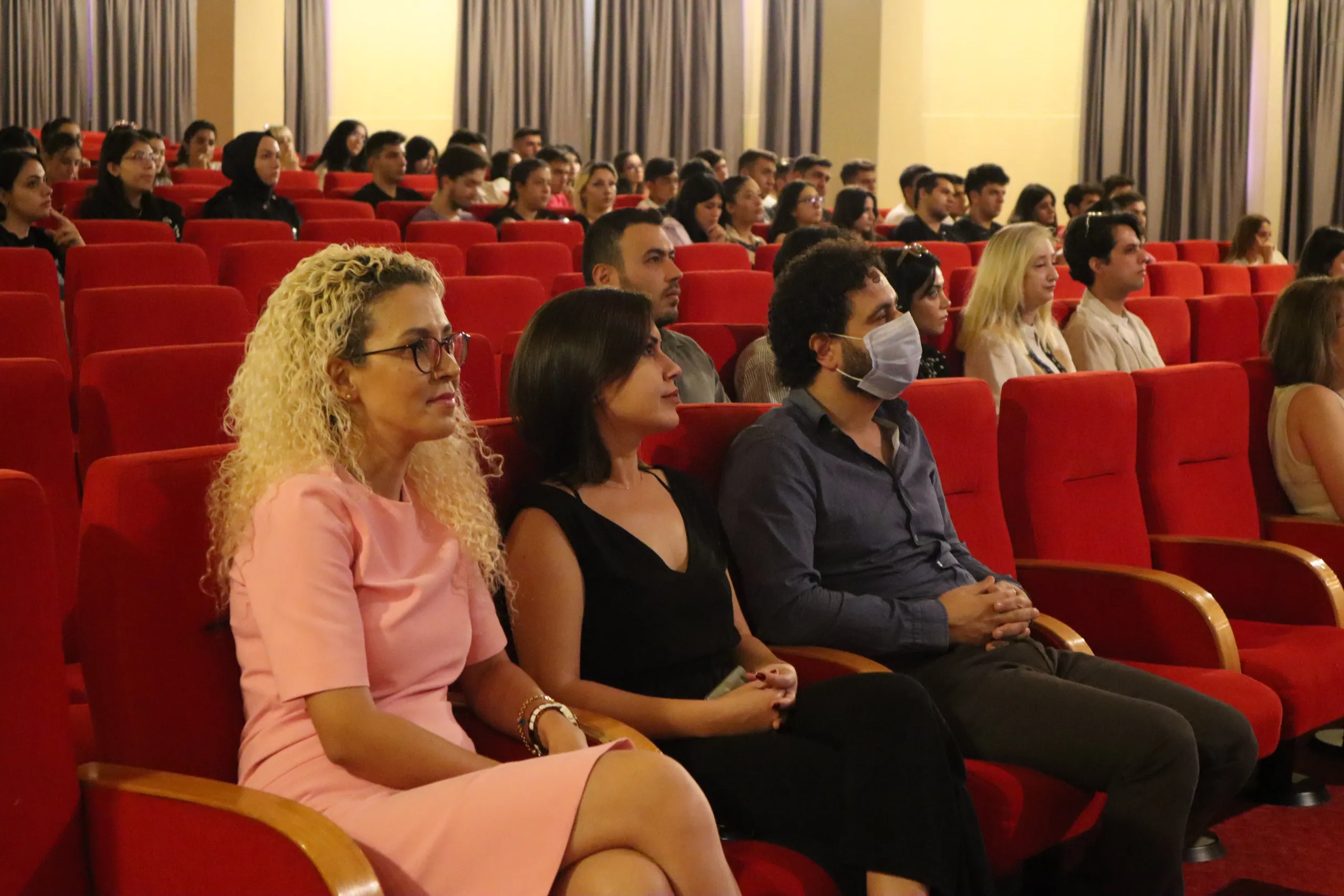 Toros Üniversitesi’nde Oryantasyon Eğitimleri Hız Kesmeden Devam Ediyor