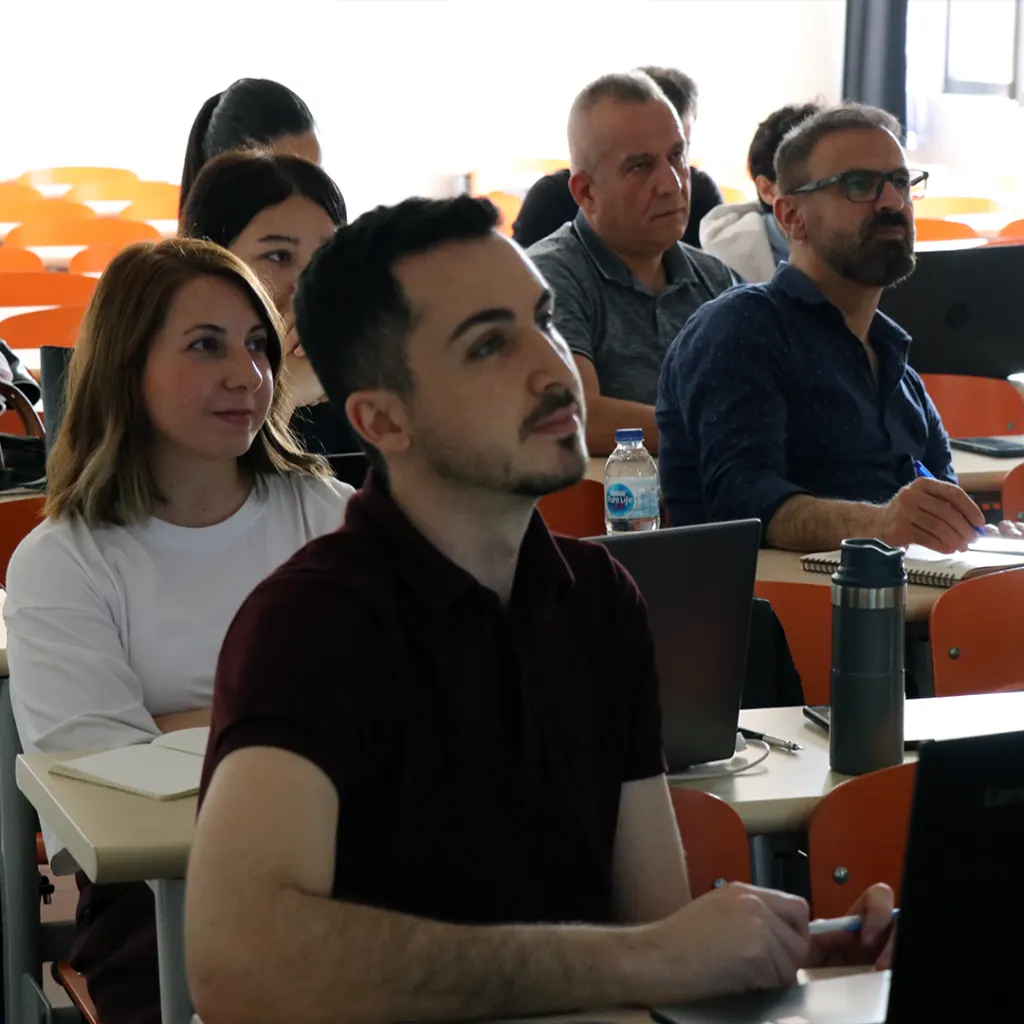Toros Üniversitesi Personellerine Proje Hazırlama Eğitimi