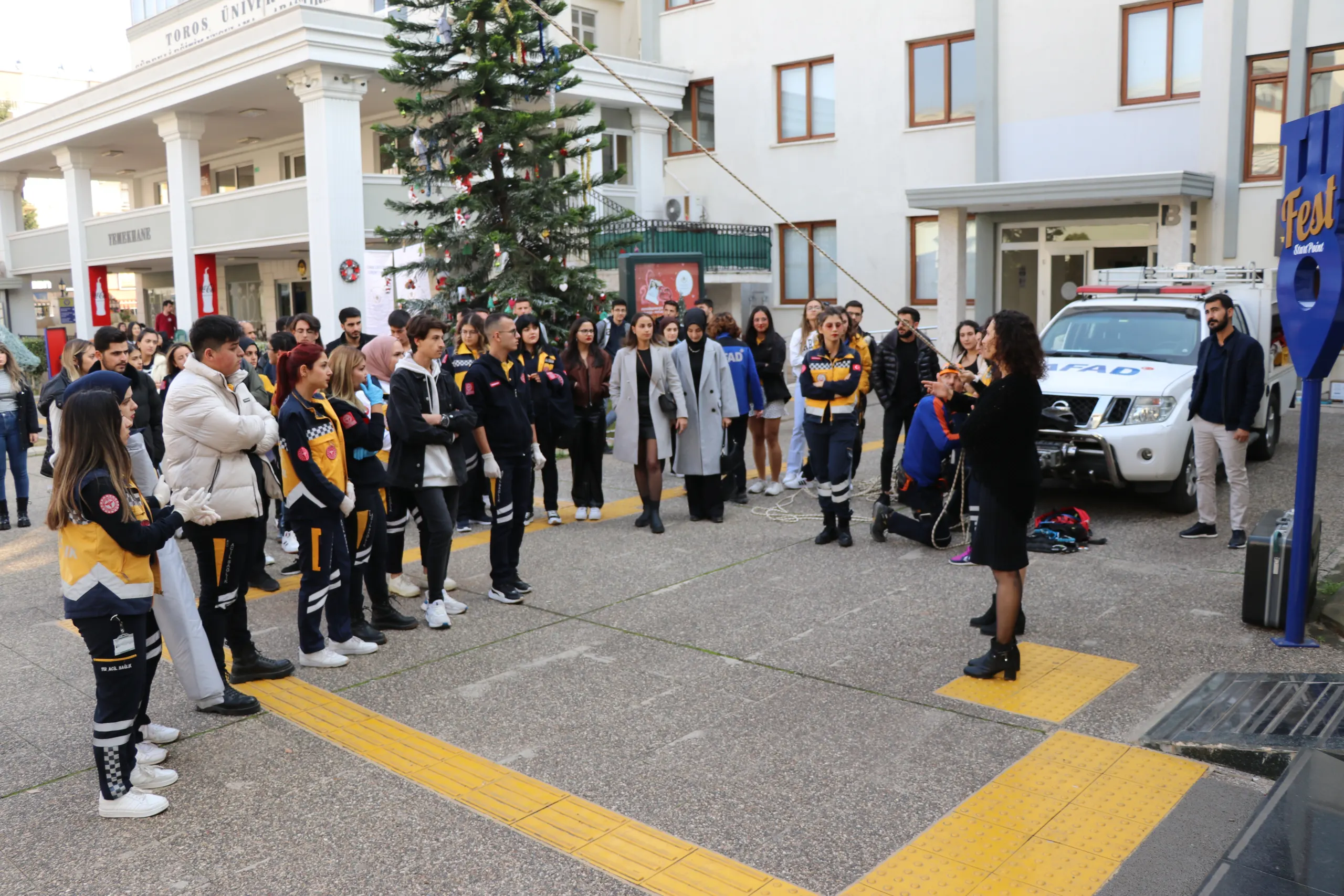 Toros Üniversitesitesi’nde Paramedikler Günü Etkinliği