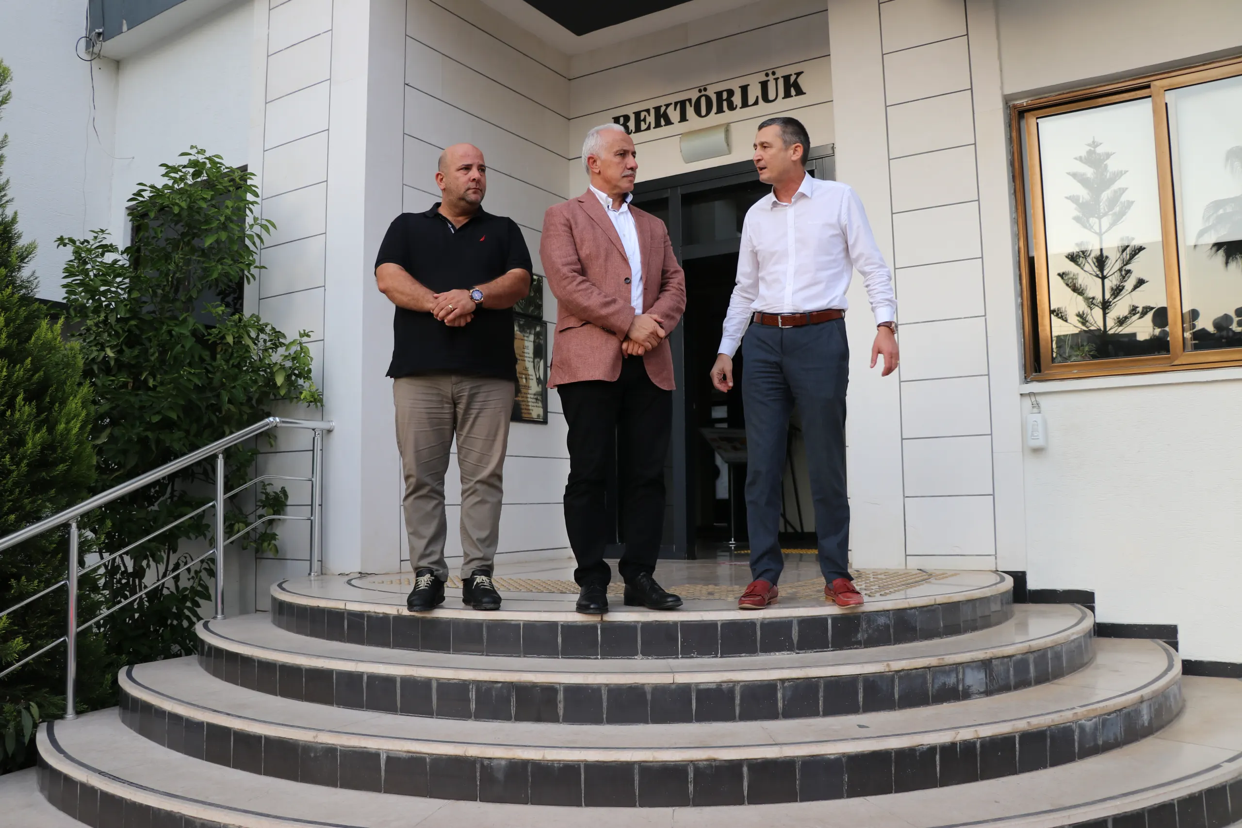 Akdeniz Belediye Başkanı M.mustafa Gültak’tan Toros Üniversitesi’ne Ziyaret