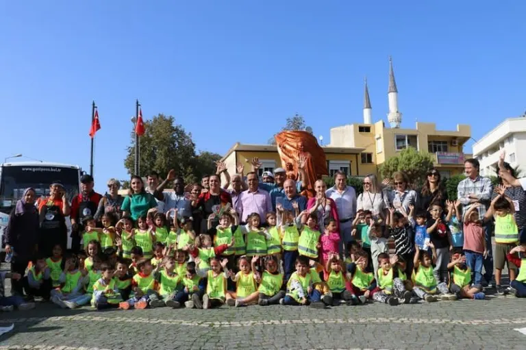 Öğretim Üyemiz Prof.dr Uğurcan Akyüz 6. Kültür ve Sanat Sempozyumuna Katıldı