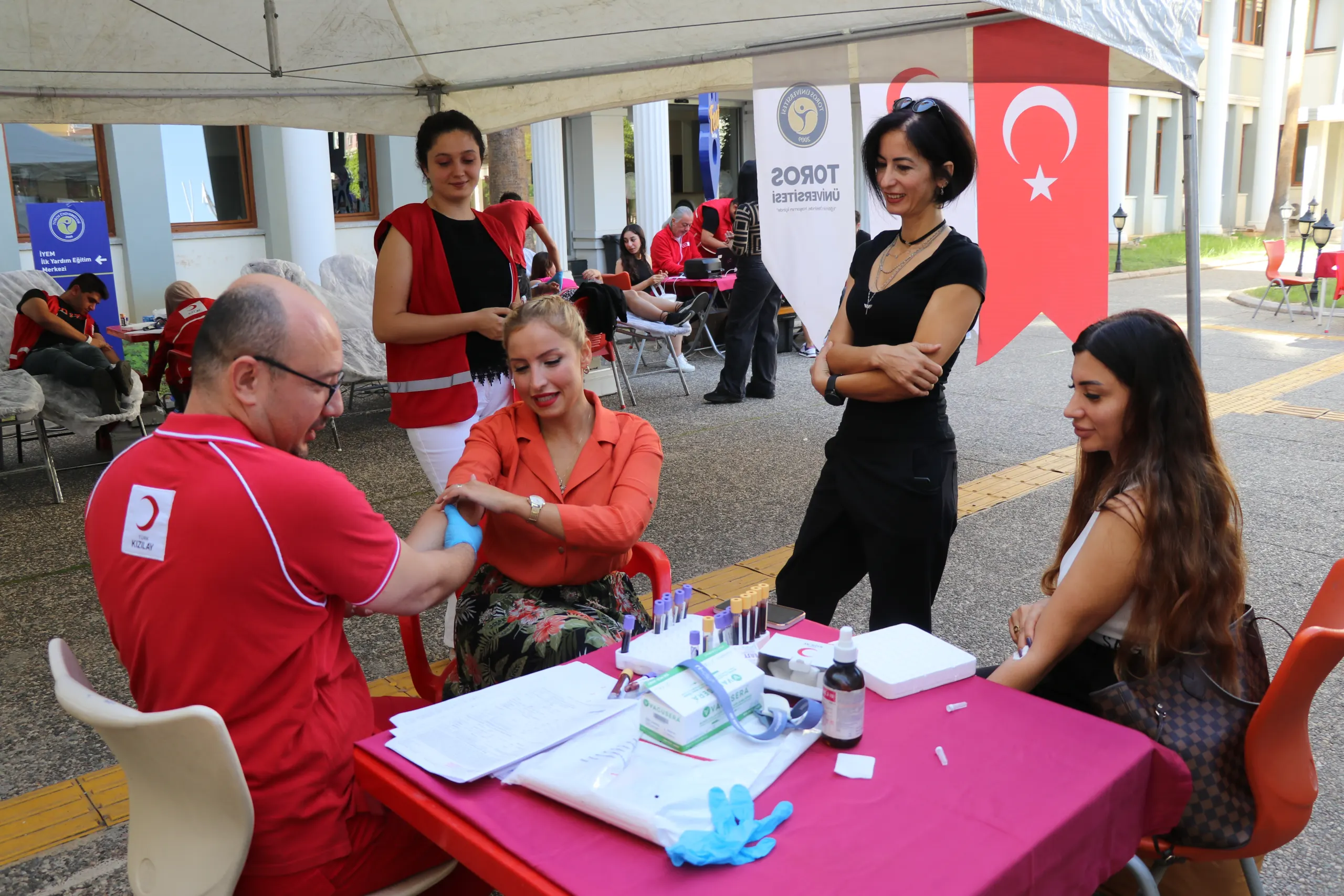 Toros'un Kanında Hayat Var