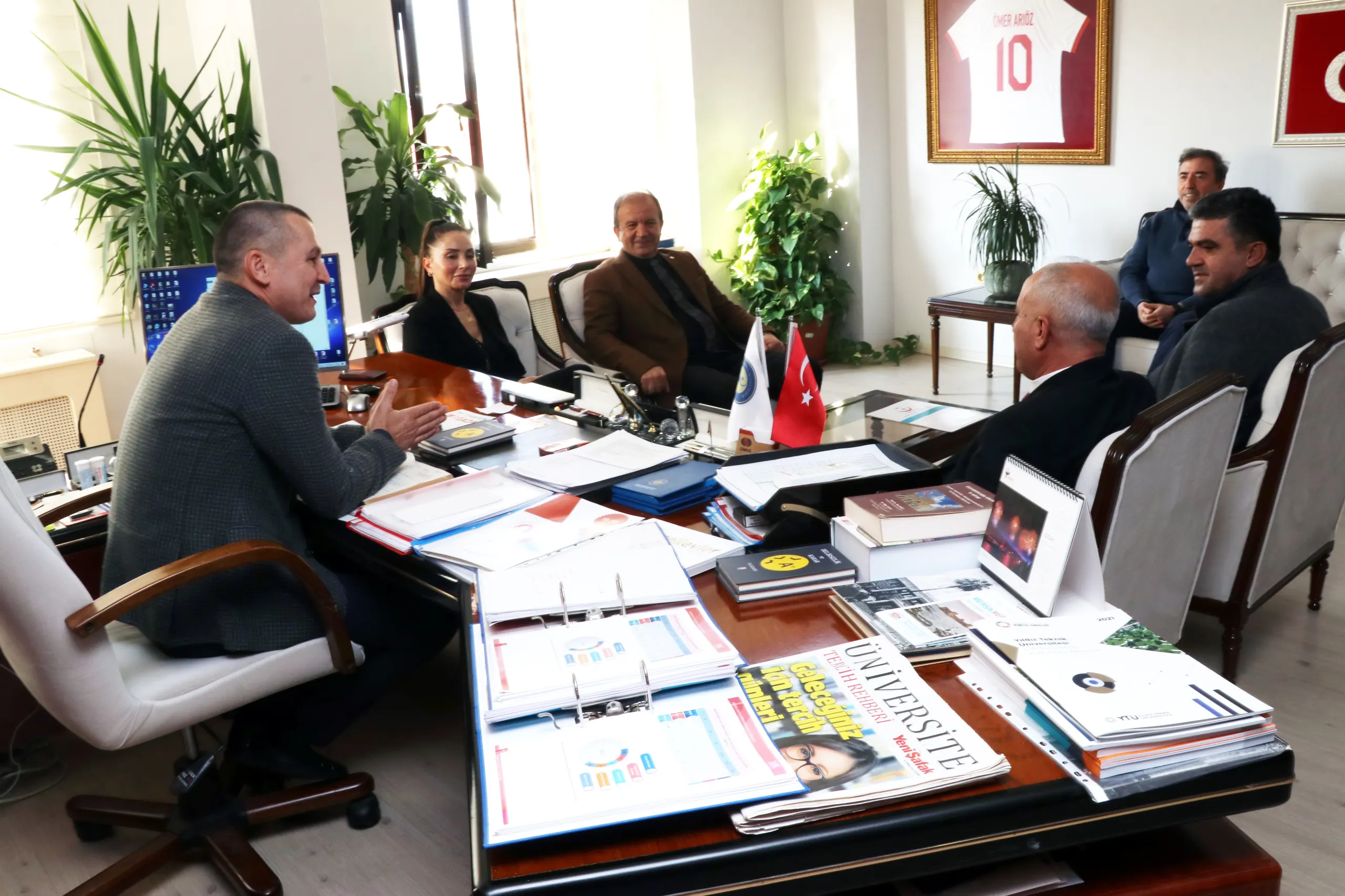 &nbsp;Toros Üniversitesi ve Yeni Sendika Mersin İl Temsilciliği Arasında Protokol
