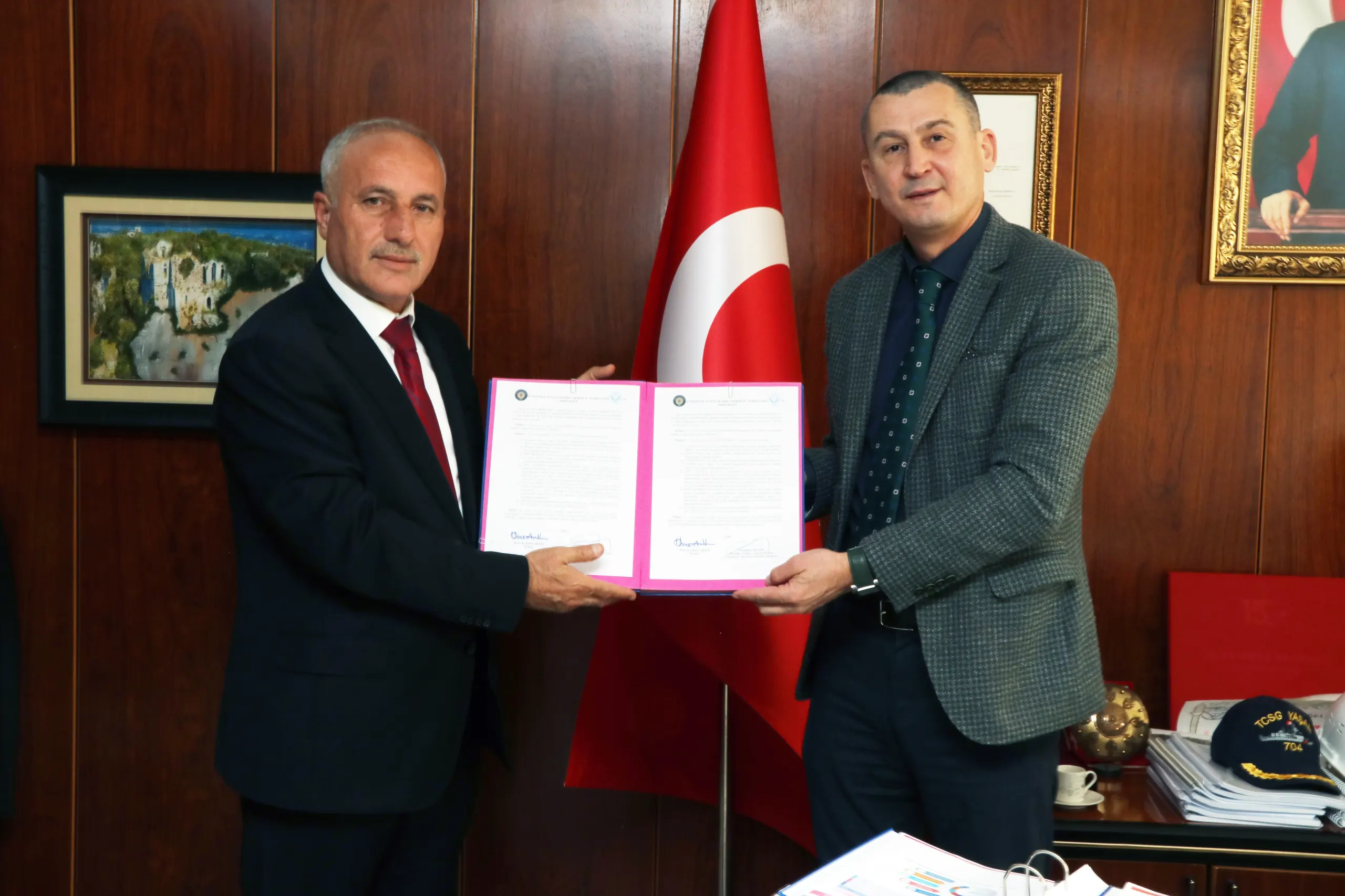 &nbsp;Toros Üniversitesi ve Yeni Sendika Mersin İl Temsilciliği Arasında Protokol