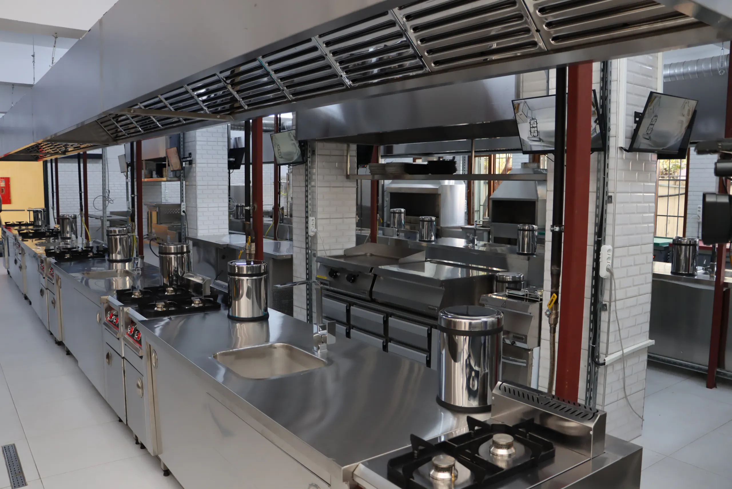 Practice Kitchens And Laboratories