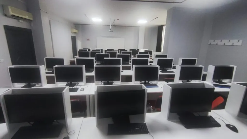 Laboratories Facilities