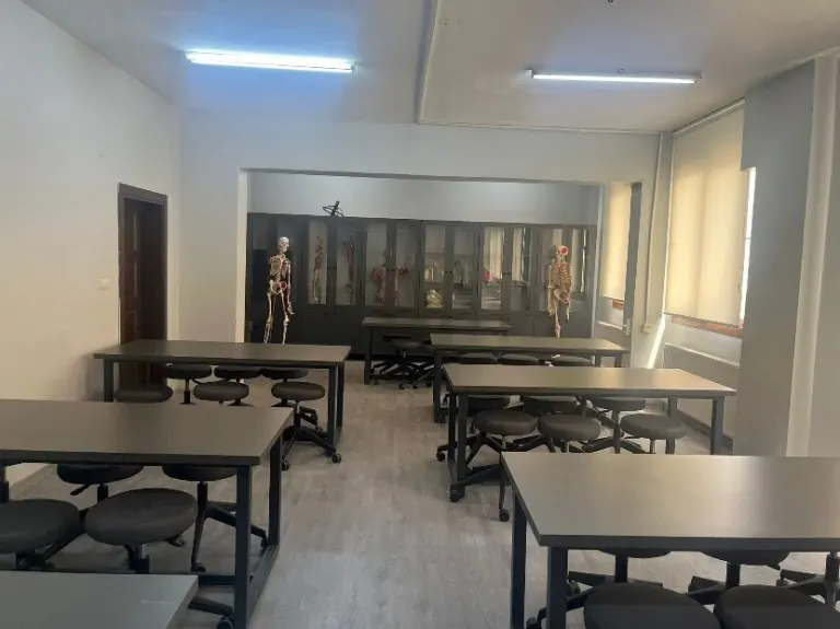 Laboratories Facilities